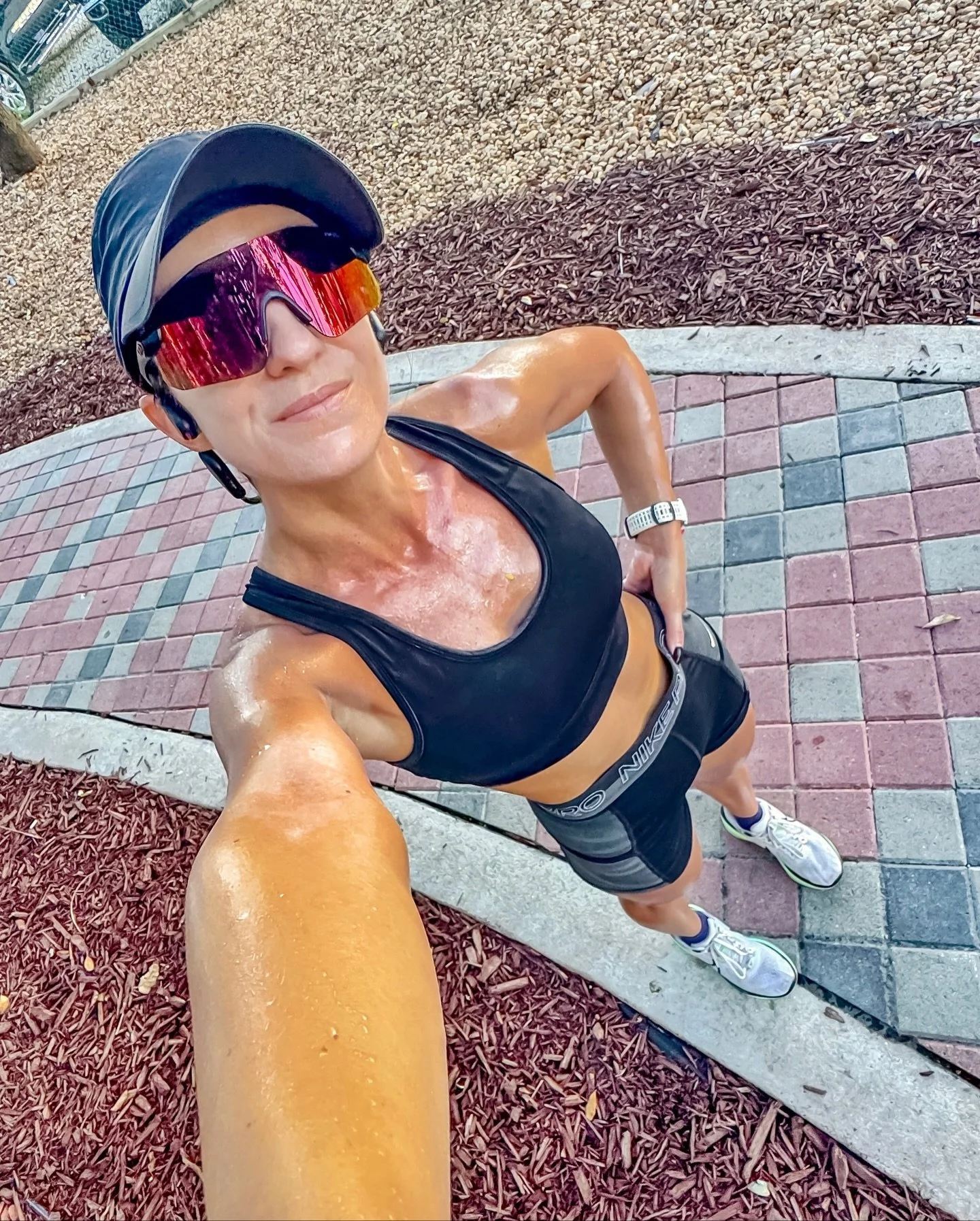 Breaking down my post-race return-to-running plan I&rsquo;ve been following for ya 🤓 I started with a bit lower mileage than I usually do after taking a full week off (~40% of my peak weak) and have gradually increased to about 65% in 4 weeks. Keepi