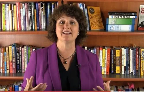 GRAPHIC-linda-in-purple-smiling-e1475806229746.jpg