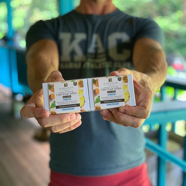 Remember how good those gummy vitamins were as a kid? Well these are better! ✨NEW CBD GUMMIES✨4 gummies in a box &amp; each gummy is 25mg of CBD. #noTHC #seeyouatthehut @hawaiianchoice
