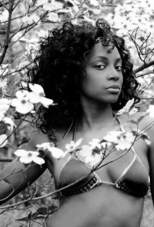 WOMEN (1) — HANNAH NOELLE MODELS