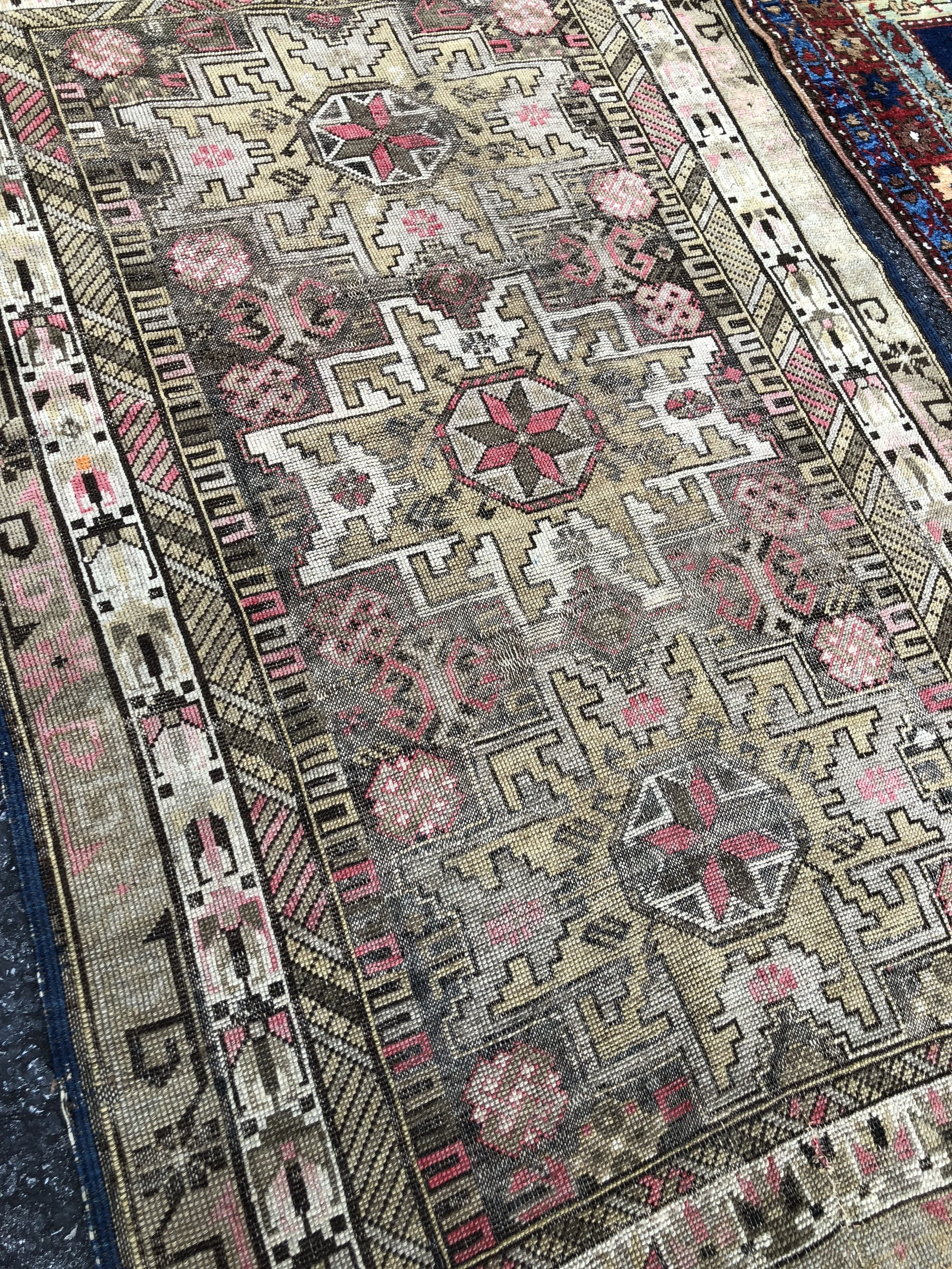 2C3CDC2C-F069-4A35-8B9F-73D06B1855B2