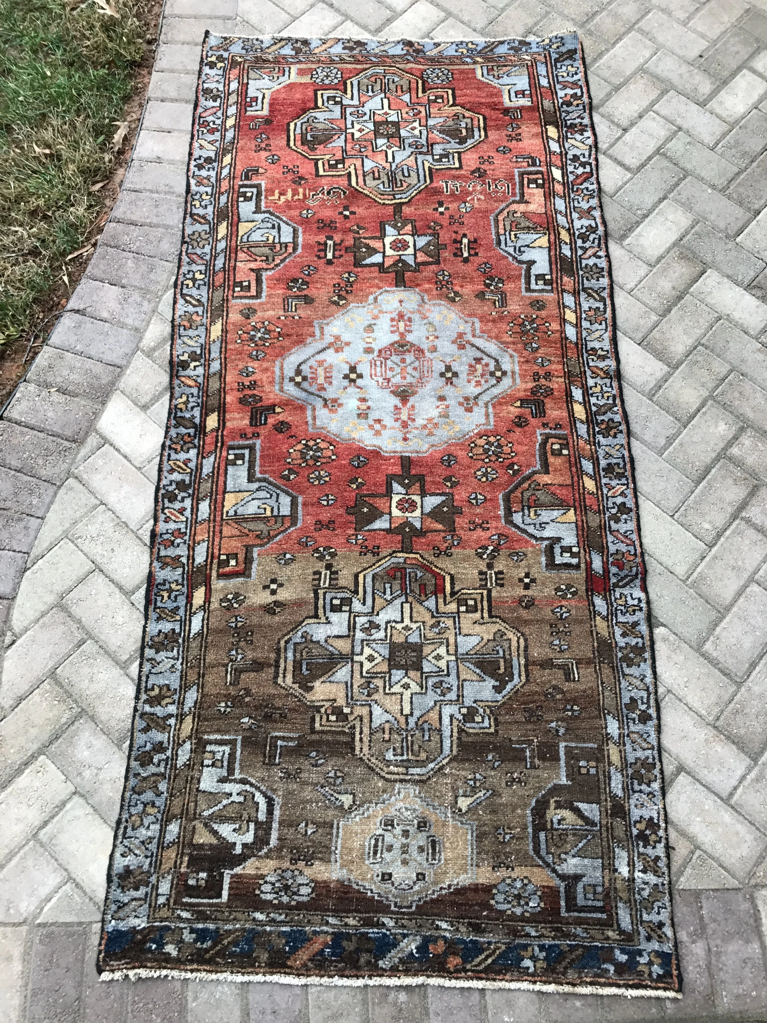 DD9749F4-88B9-4670-95B6-F740A927B5ED