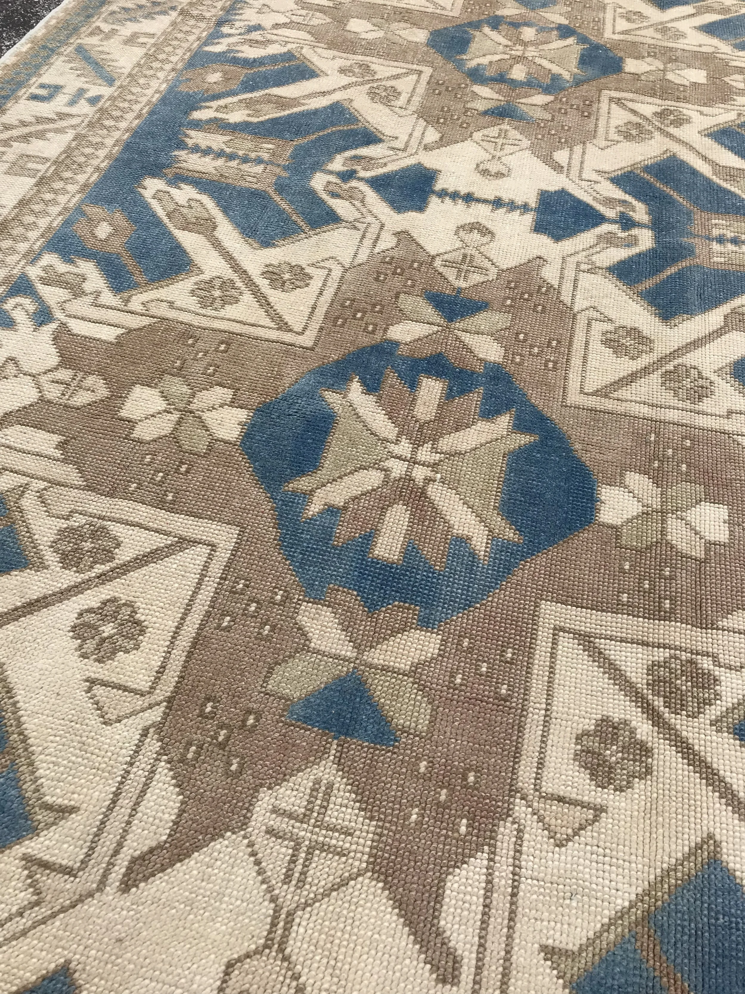 B03DF9AF-1EA9-47AF-AC49-11D6207690D2