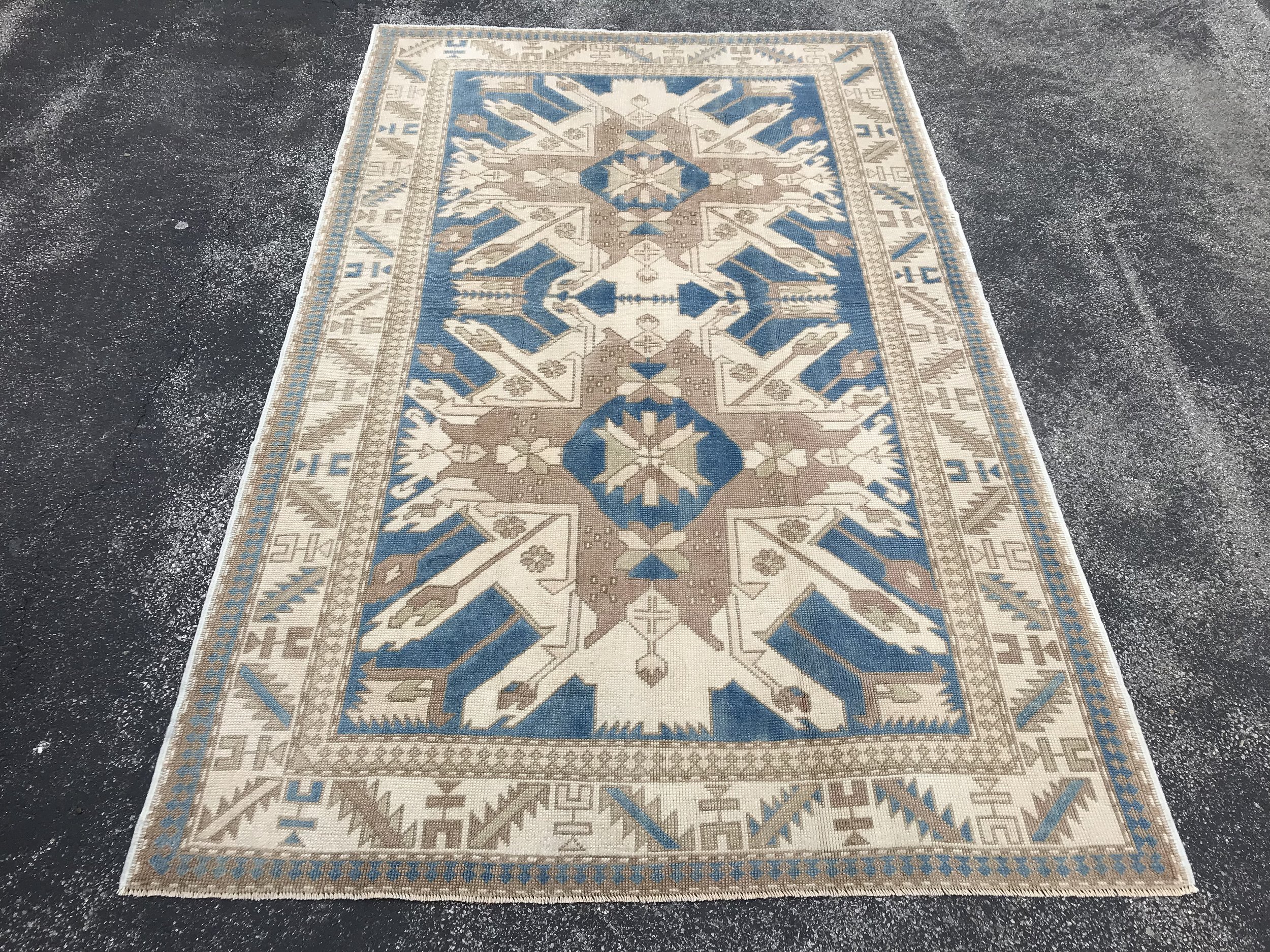 315600E2-A952-4B20-A073-52B9D6B467E5