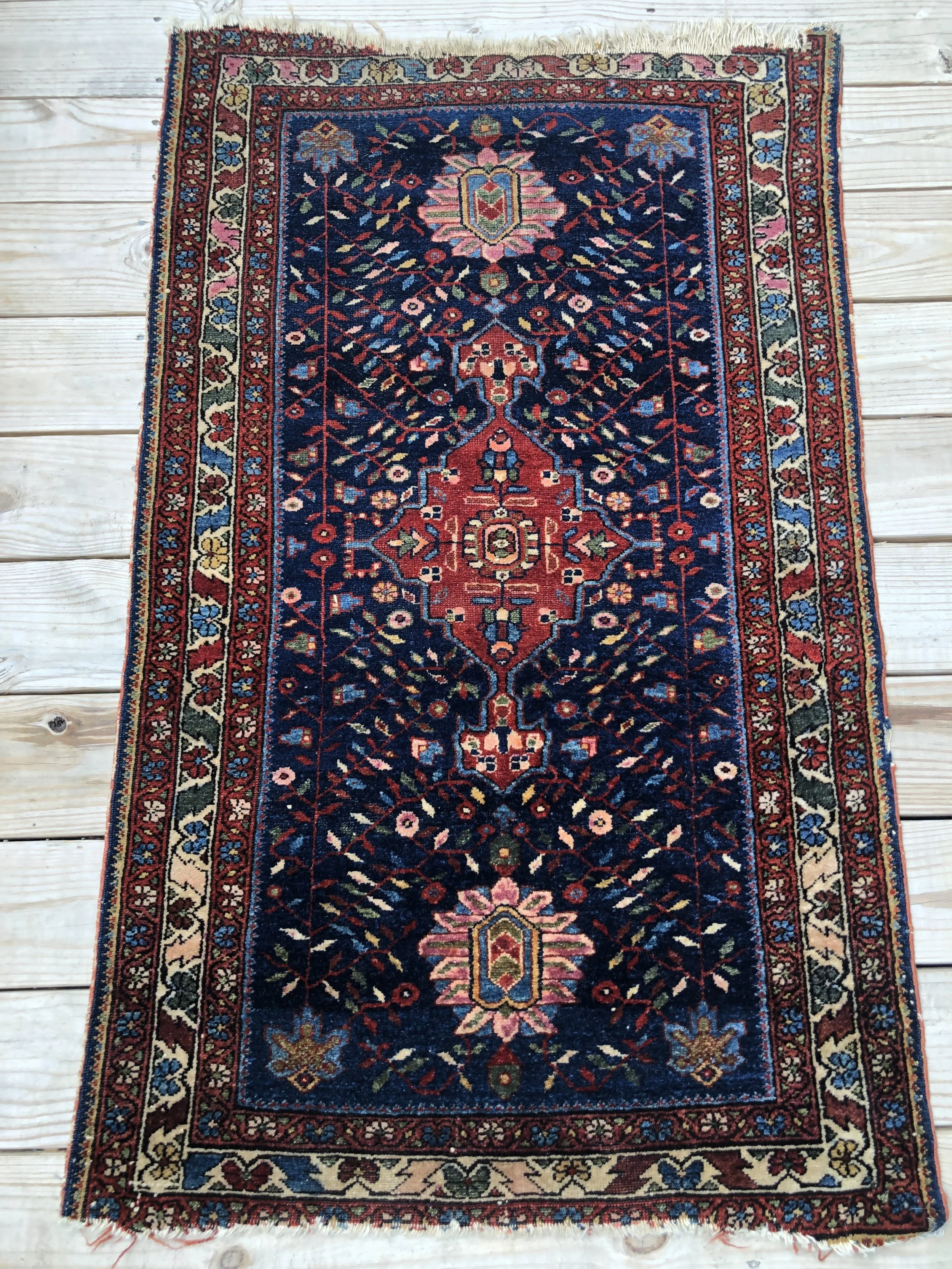 C0DB727E-A778-4C43-B7CB-7B5EDB4D0267