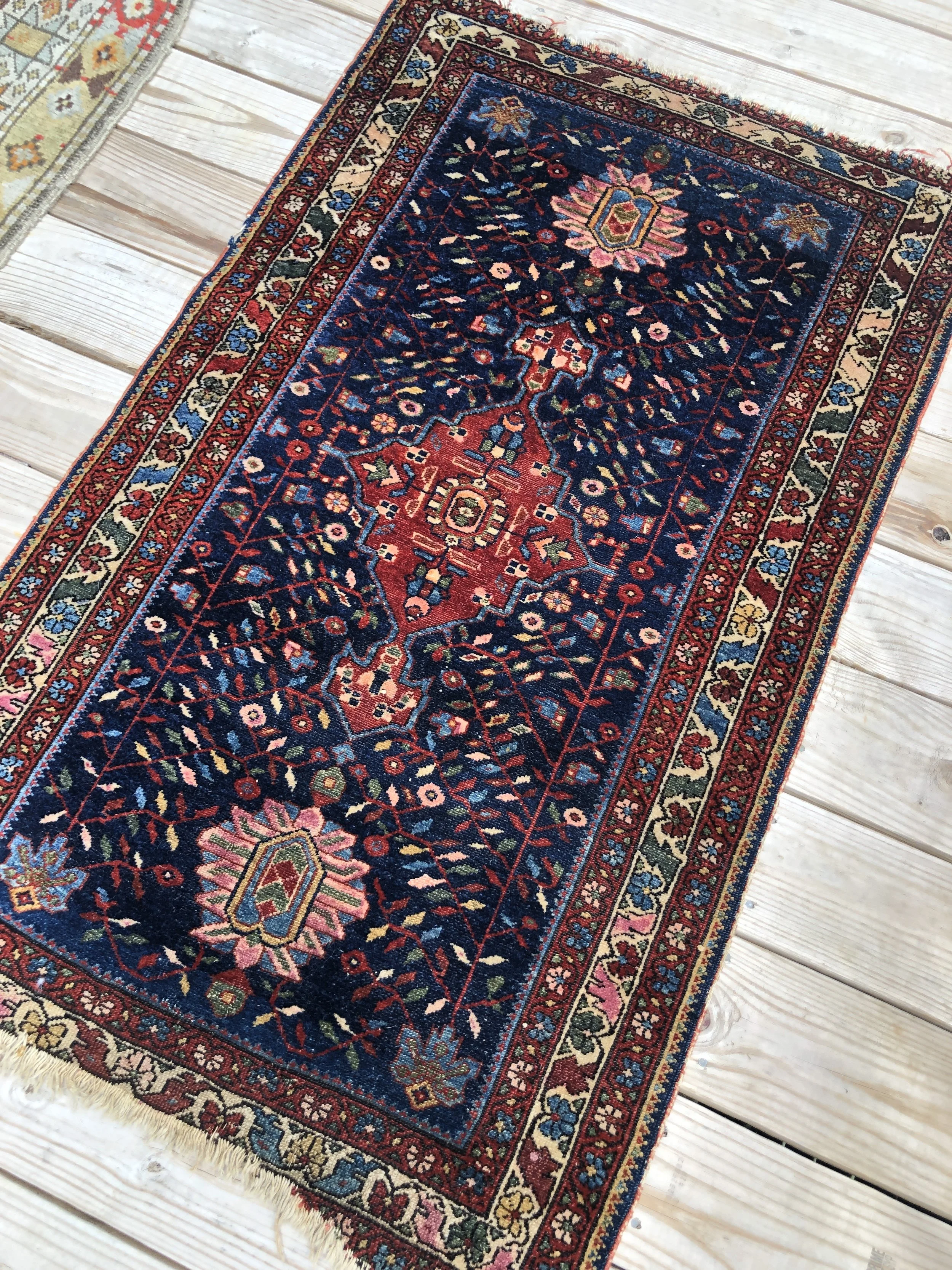 44C9361C-AF81-4A7A-9EAA-F5F5D17749A8