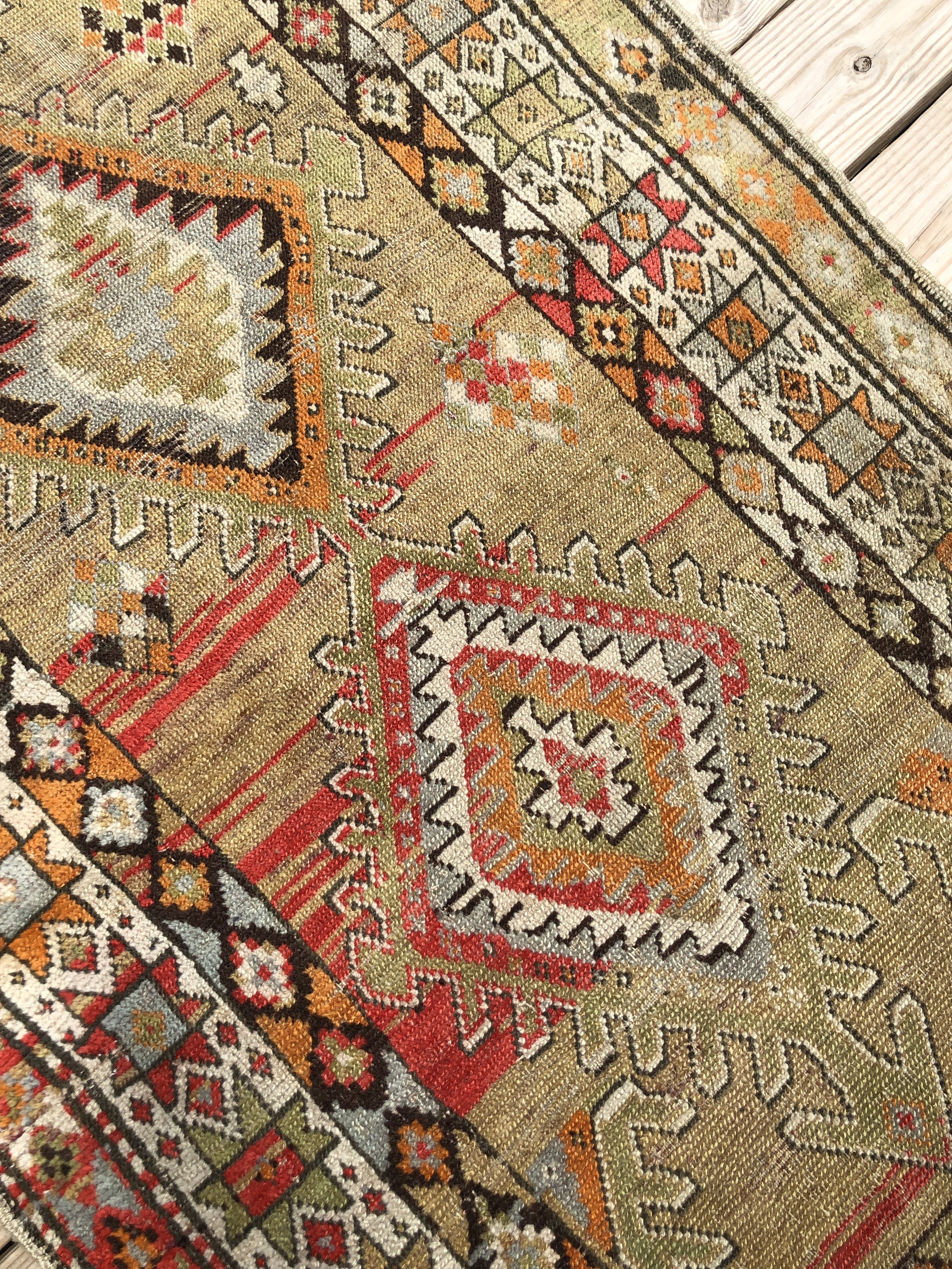 E095709B-C22D-401B-8B51-DC2F4EB31F9E