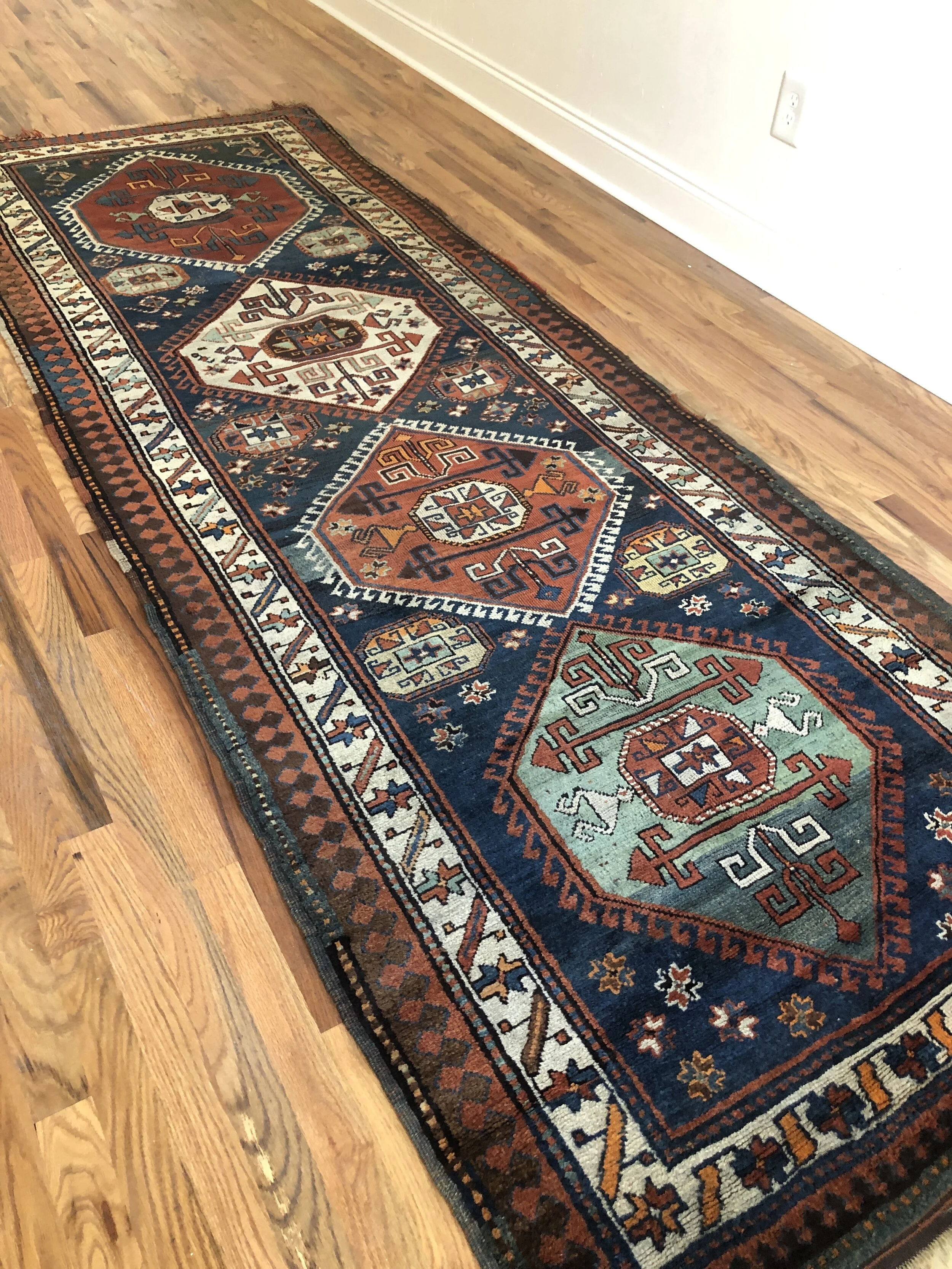 EFE00702-3565-4C47-8198-7694DE28AF98