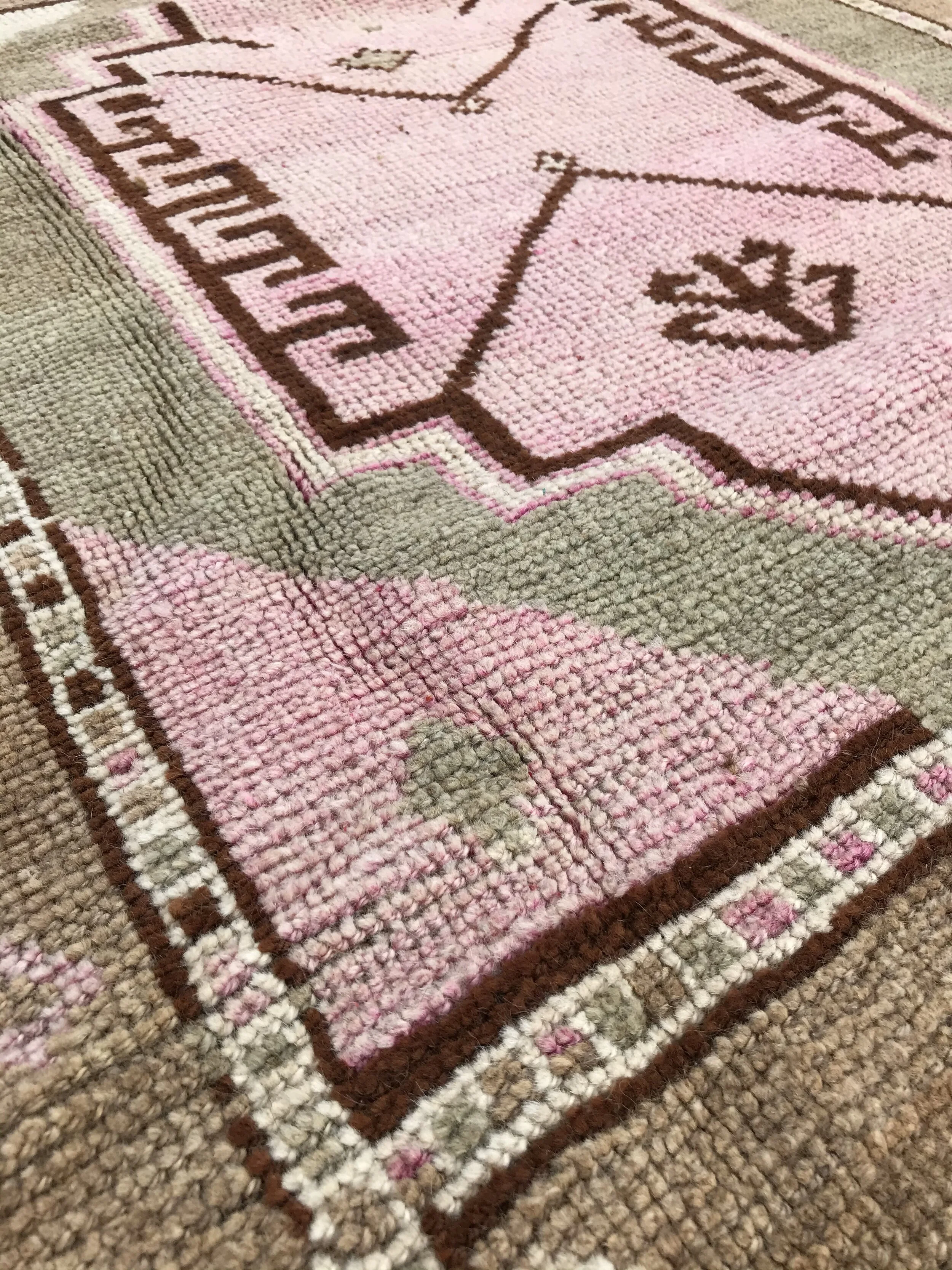 851589E4-524C-4DBA-9073-977C60739095