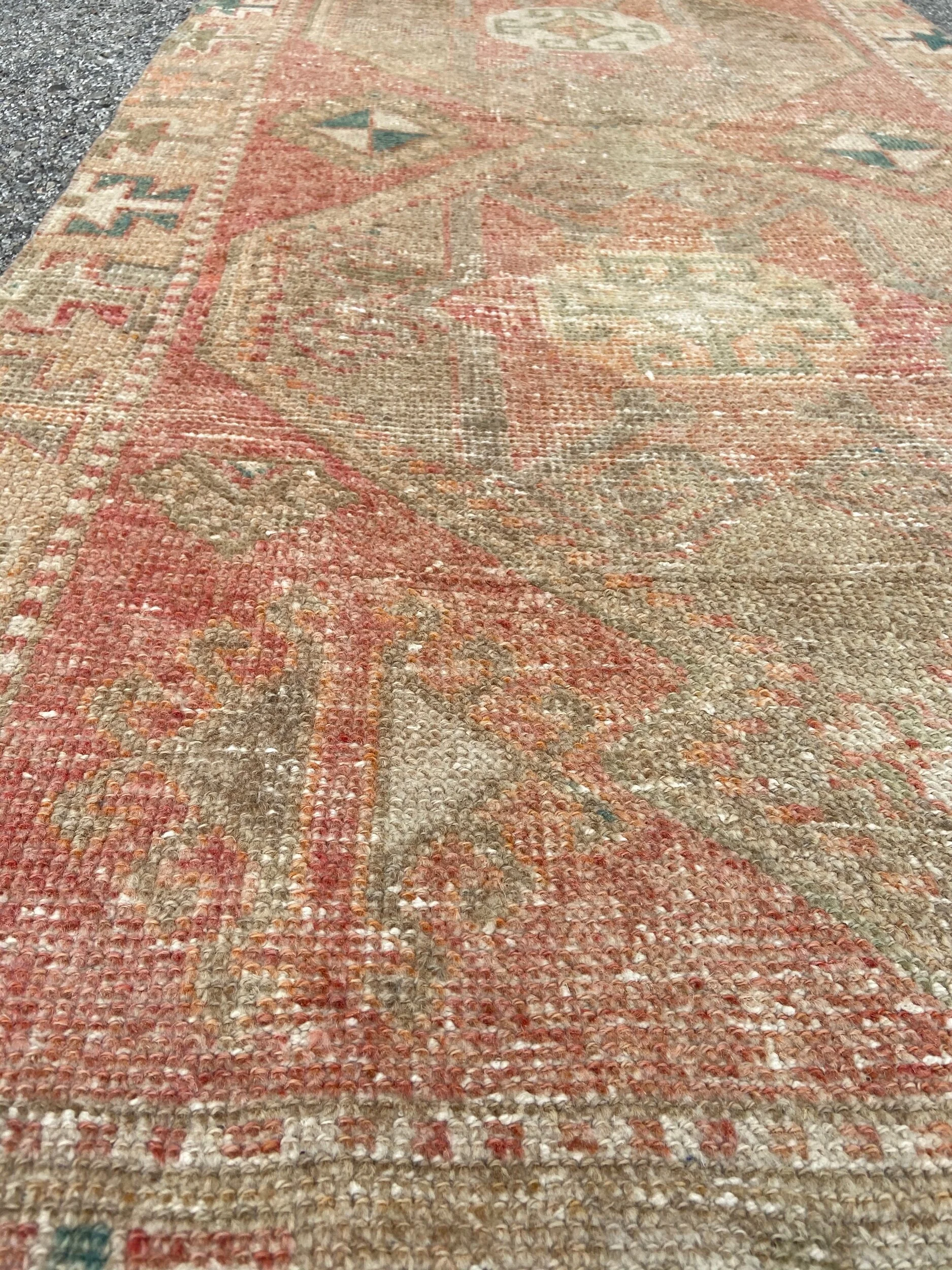 9F08CE5A-984A-476D-9271-CA0FD540EA5D