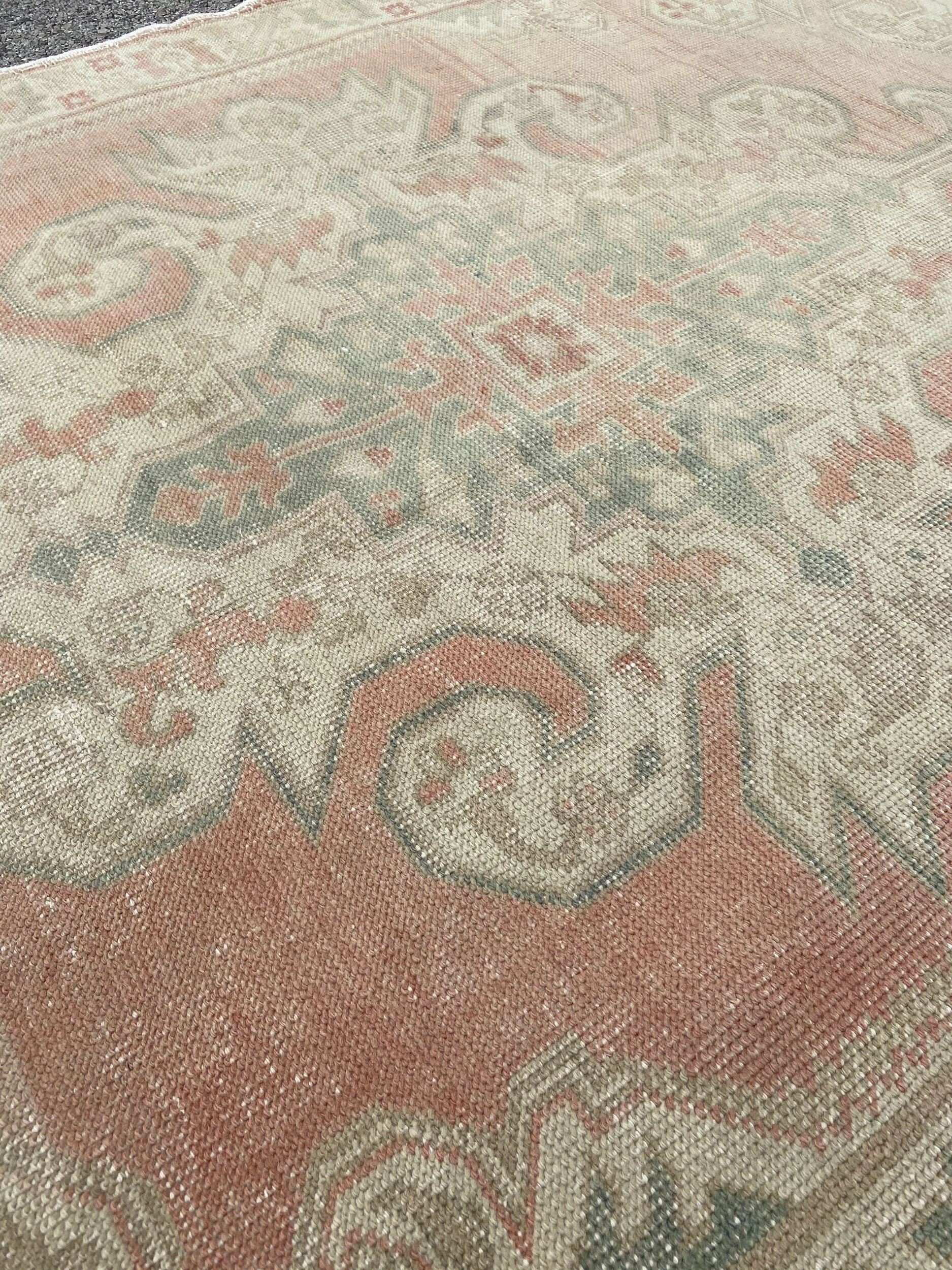 43FA7C6C-FE4A-41E0-B7A3-C700DFAF9DDF