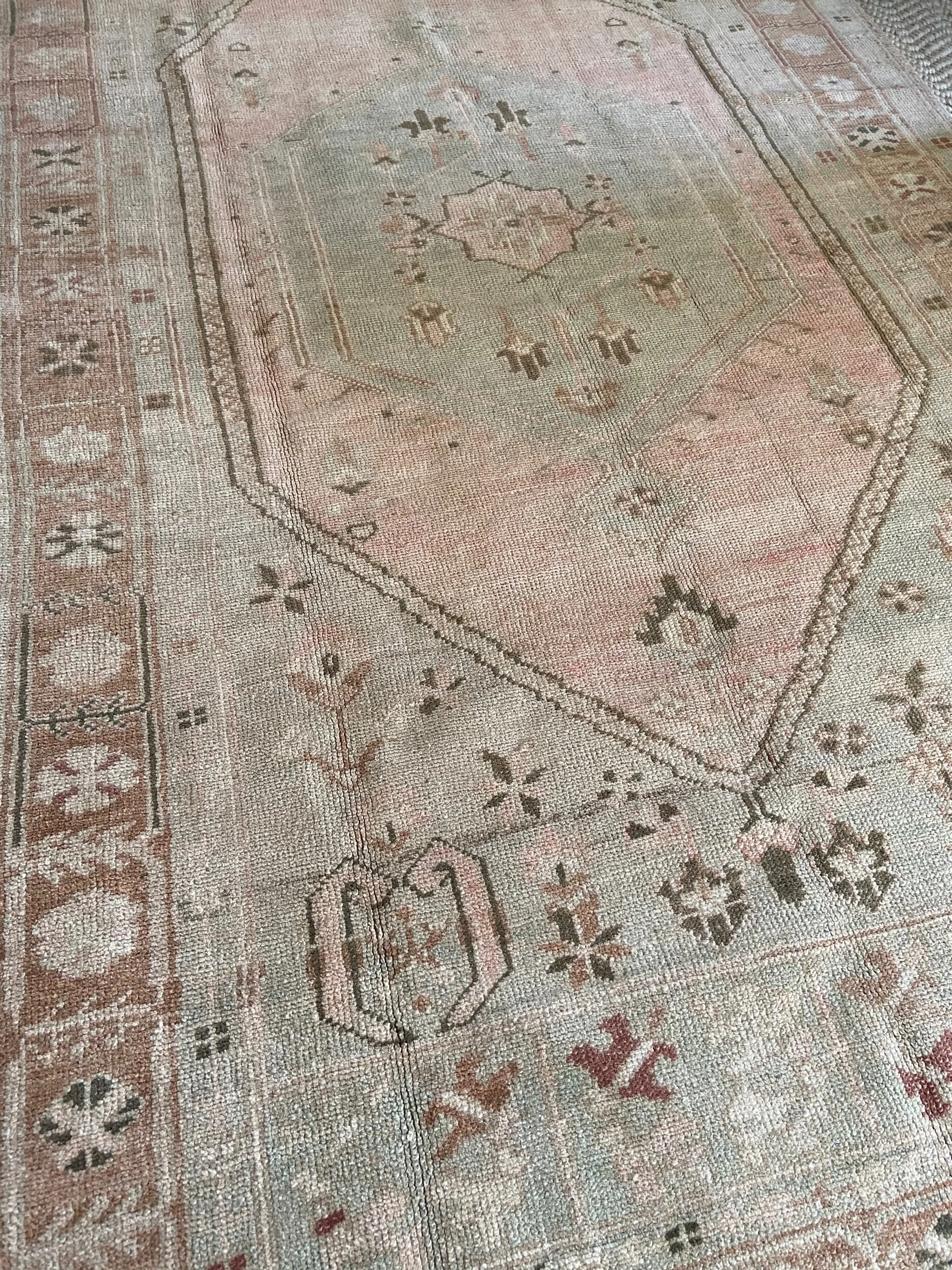 123B0F32-83AF-4ABA-B817-E50F18742ED5