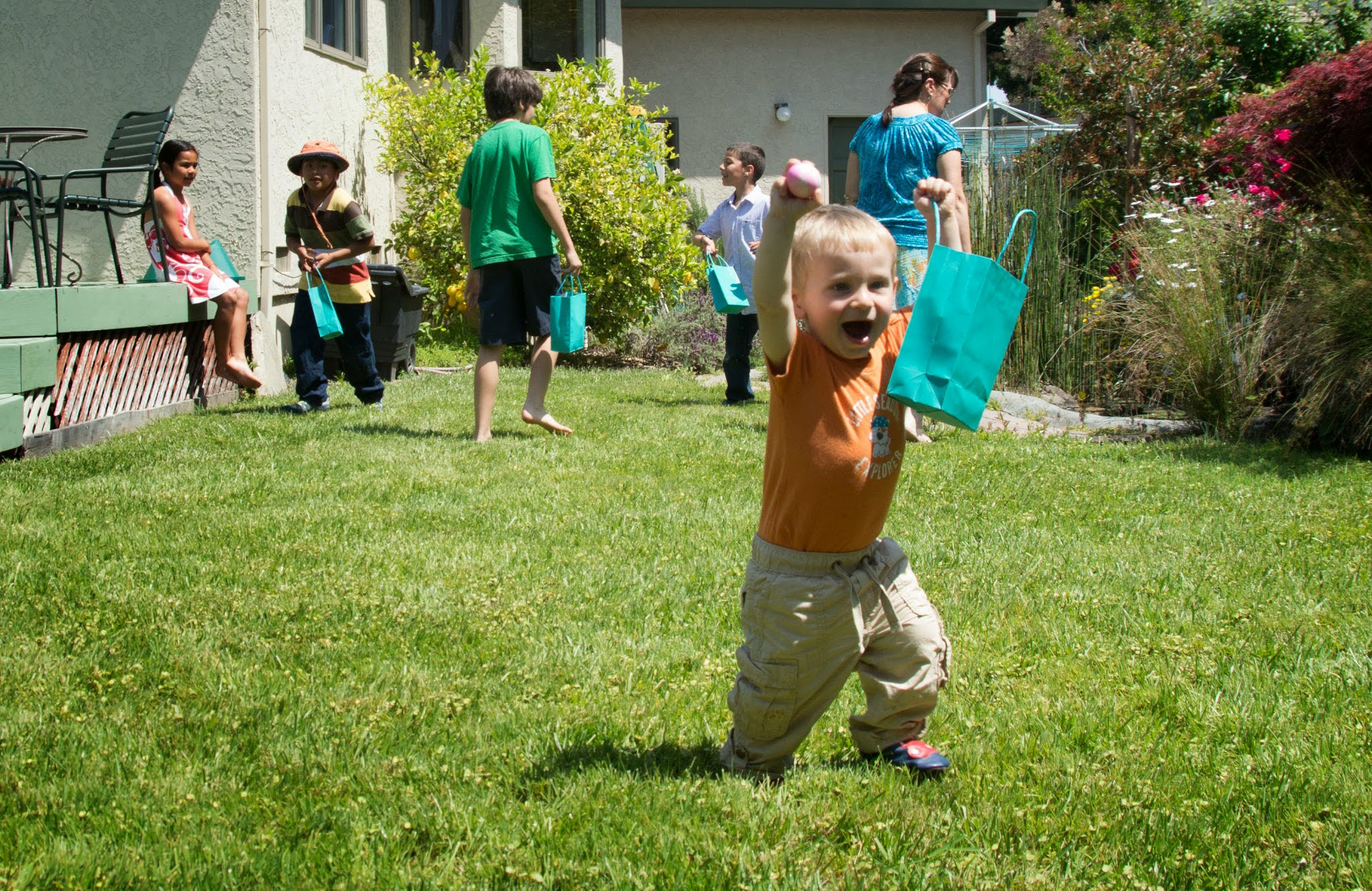 Wow egg hunt-Ananda Community.jpg