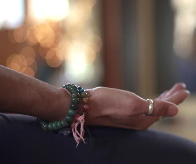Meditation+hand+mala.jpg