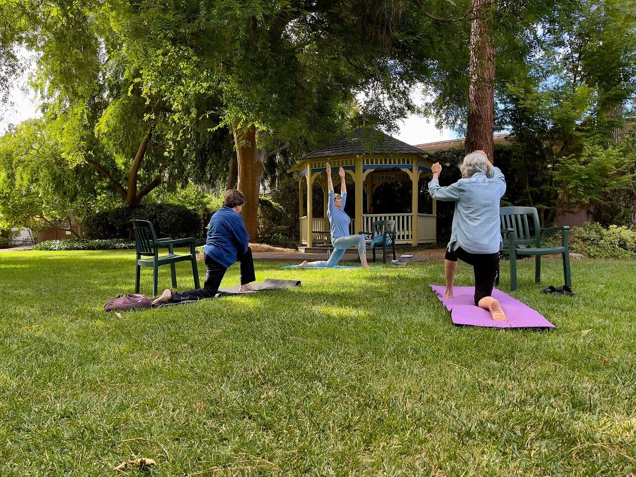 Community Yoga 