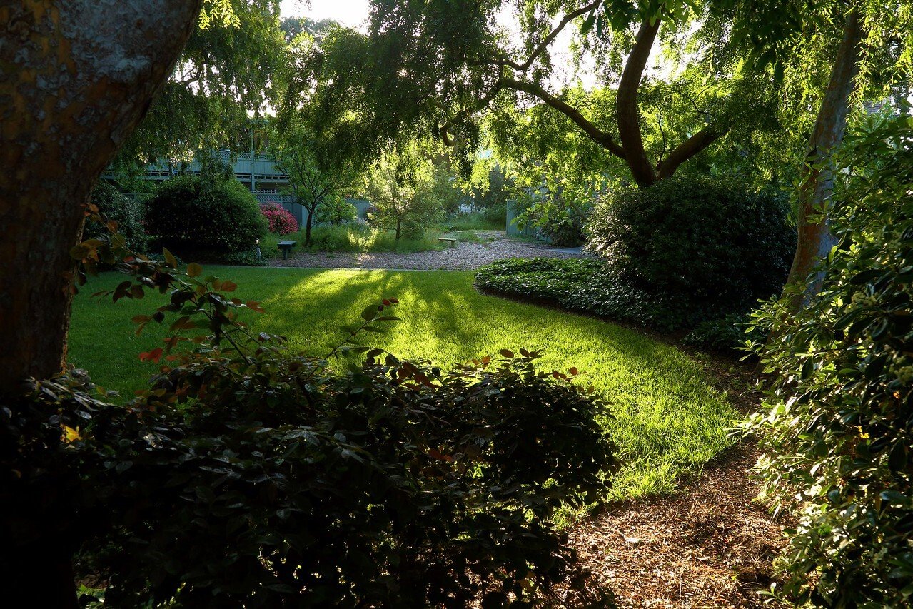 ananda-community-mountain-view-ca-central-courtyard.jpg