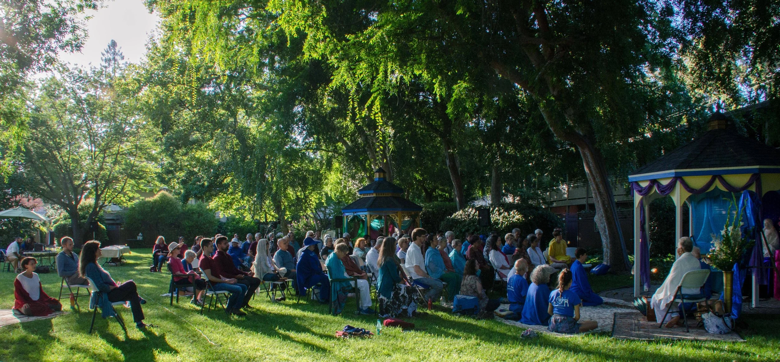 Guru Retreat - early in the evening