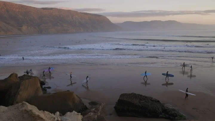 One more set of moving postcards from our recent trip to Morocco. Grateful to close out the year exploring souks and surf breaks, and recharging. 

Sending light and love to all. Happy new year! ✨

#Morocco #Imsouane #Fez #SurfTrip #HappyNewYear