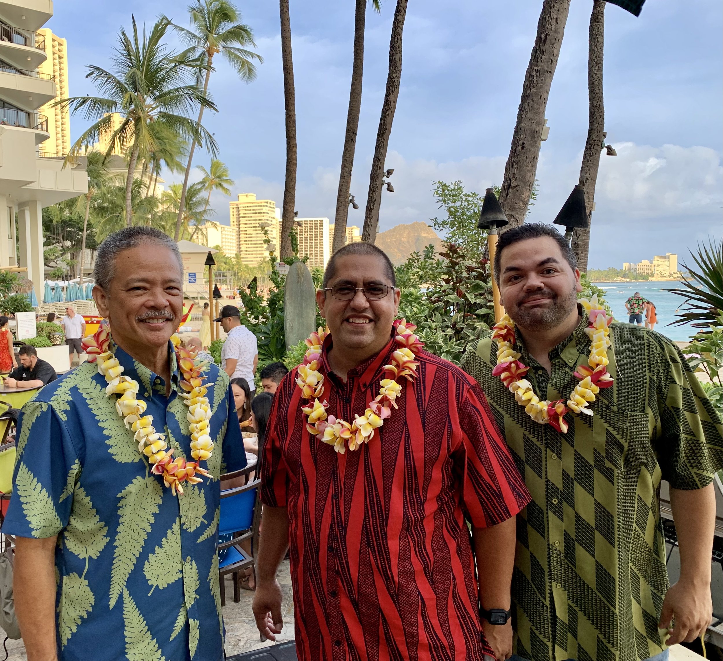 NUE - Nā ʻUkulele ʻEkolu at the International ʻUkulele Festival!