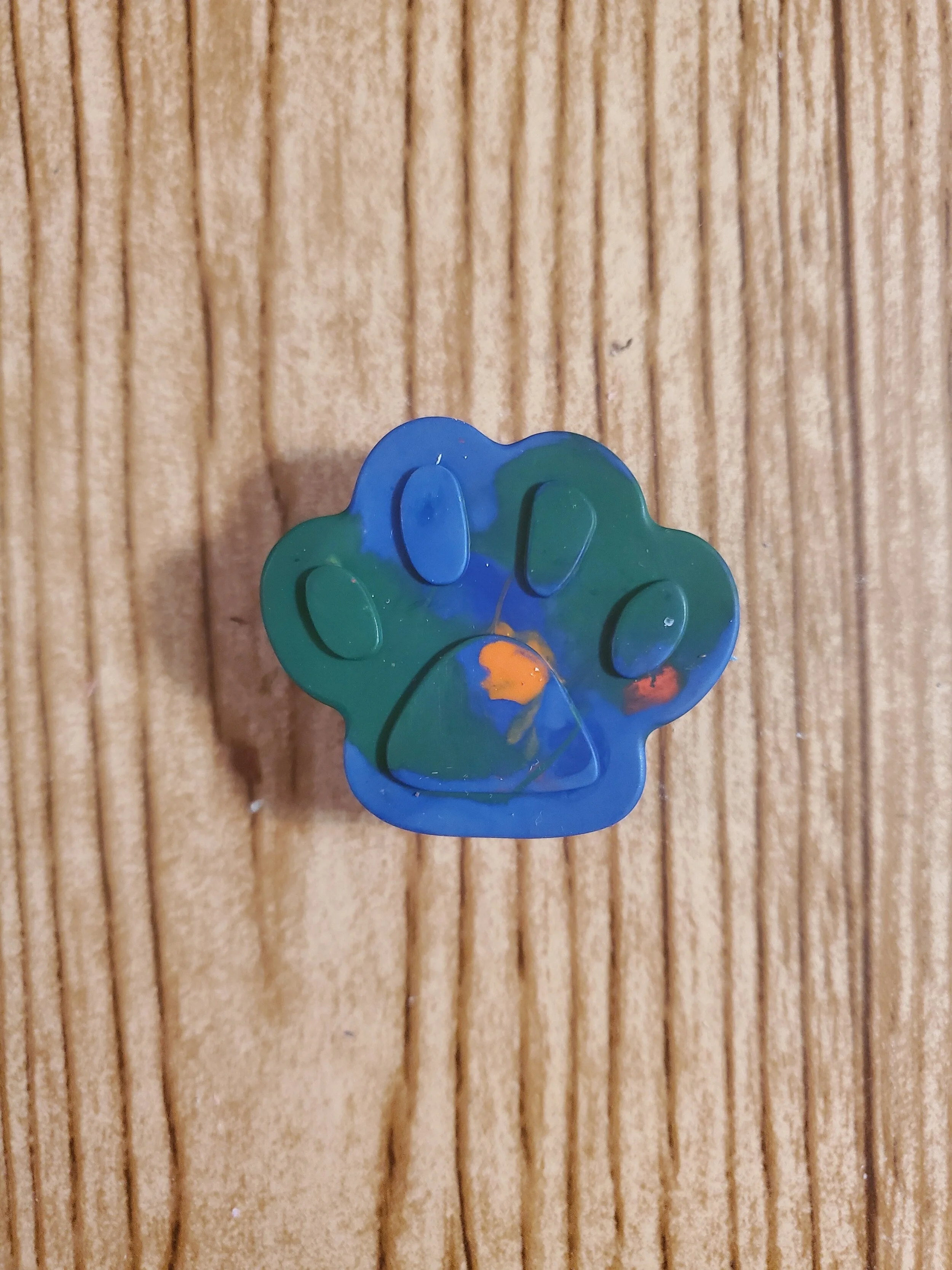 Paw Upcycled Crayon