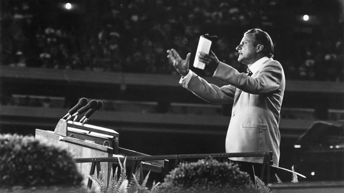 040 - Billy Graham's Platform