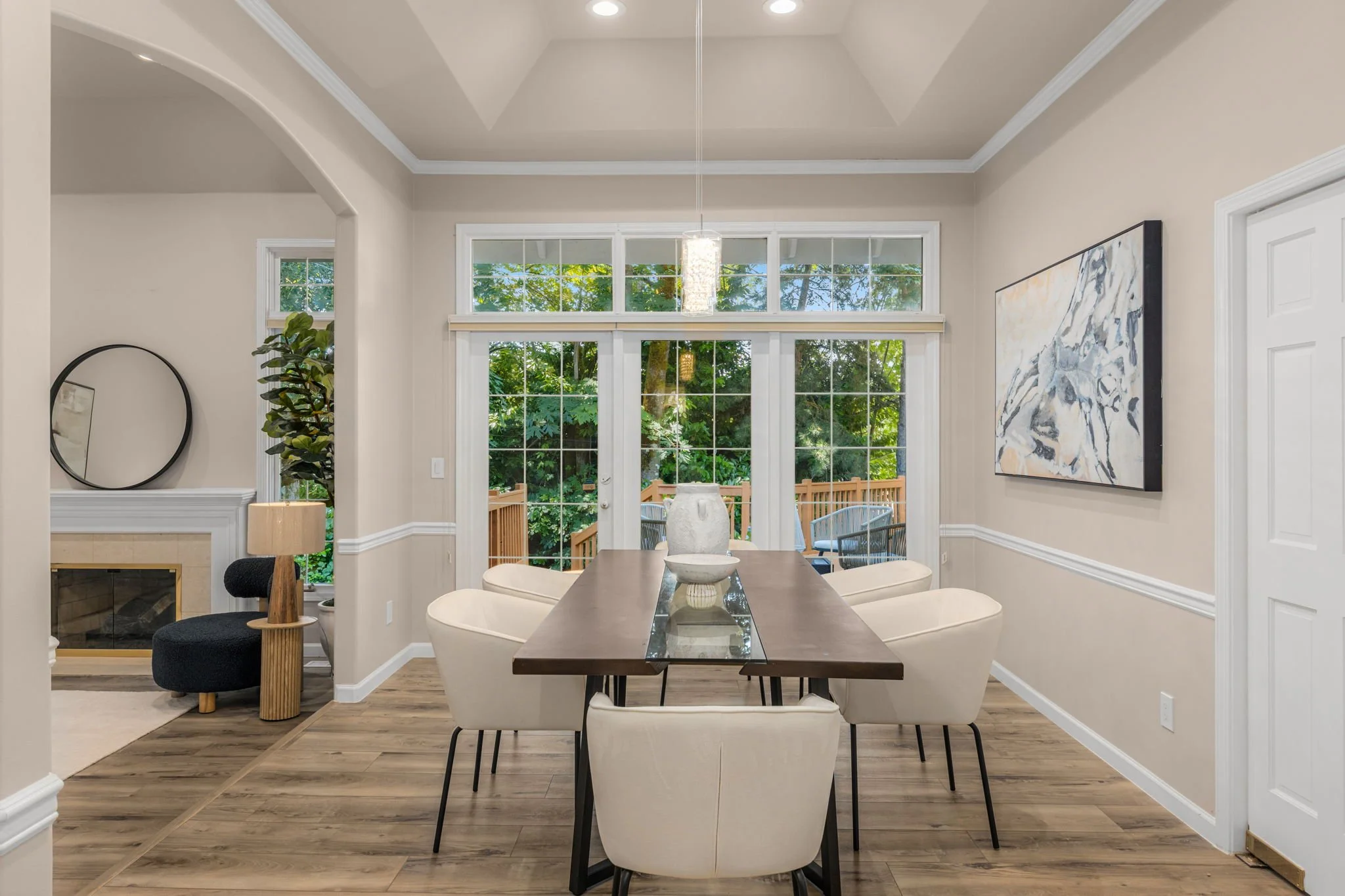 14-web-or-mls-13323-211th-pl-ne.jpg