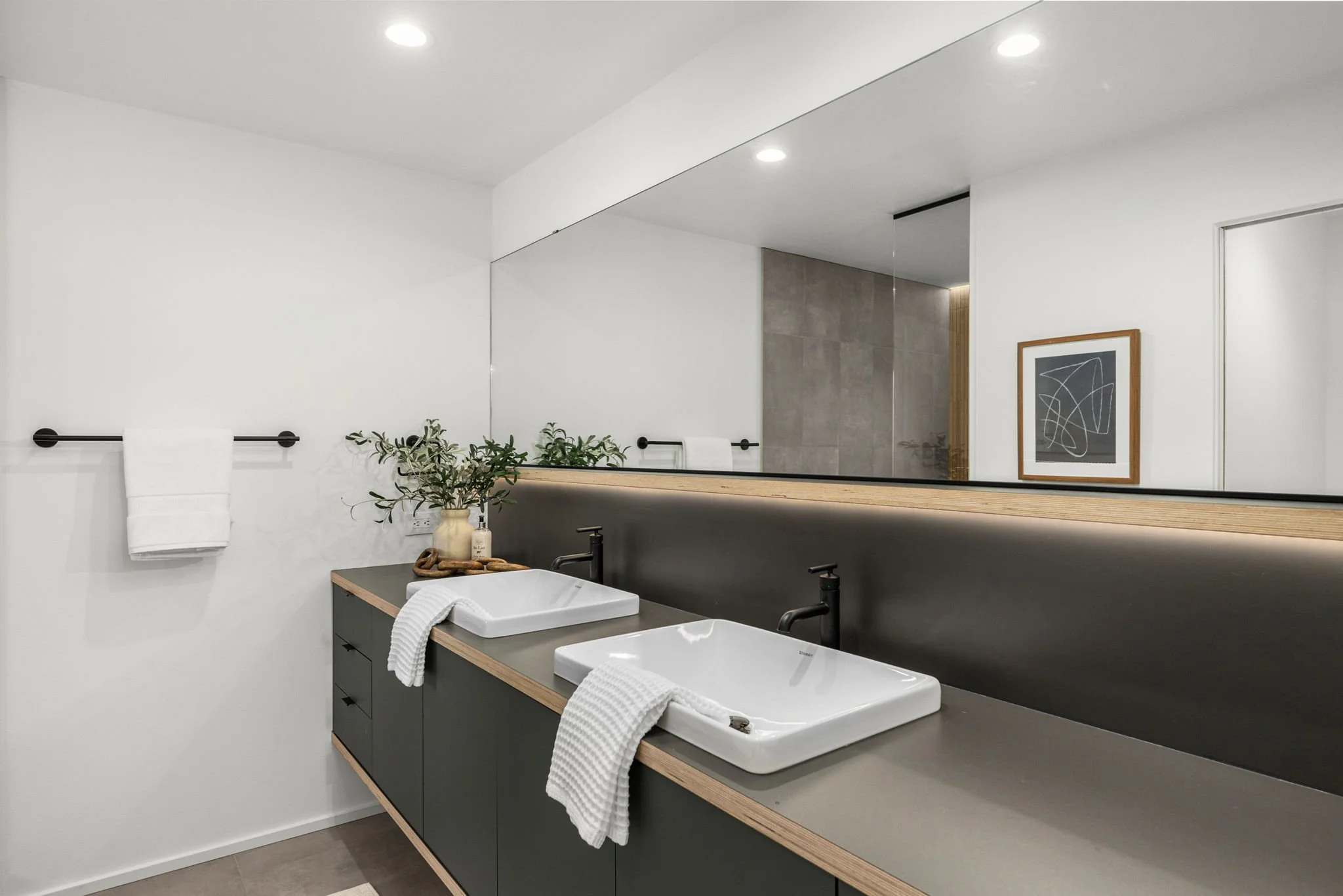 20-web-or-mls-930-23rd-ave.jpg