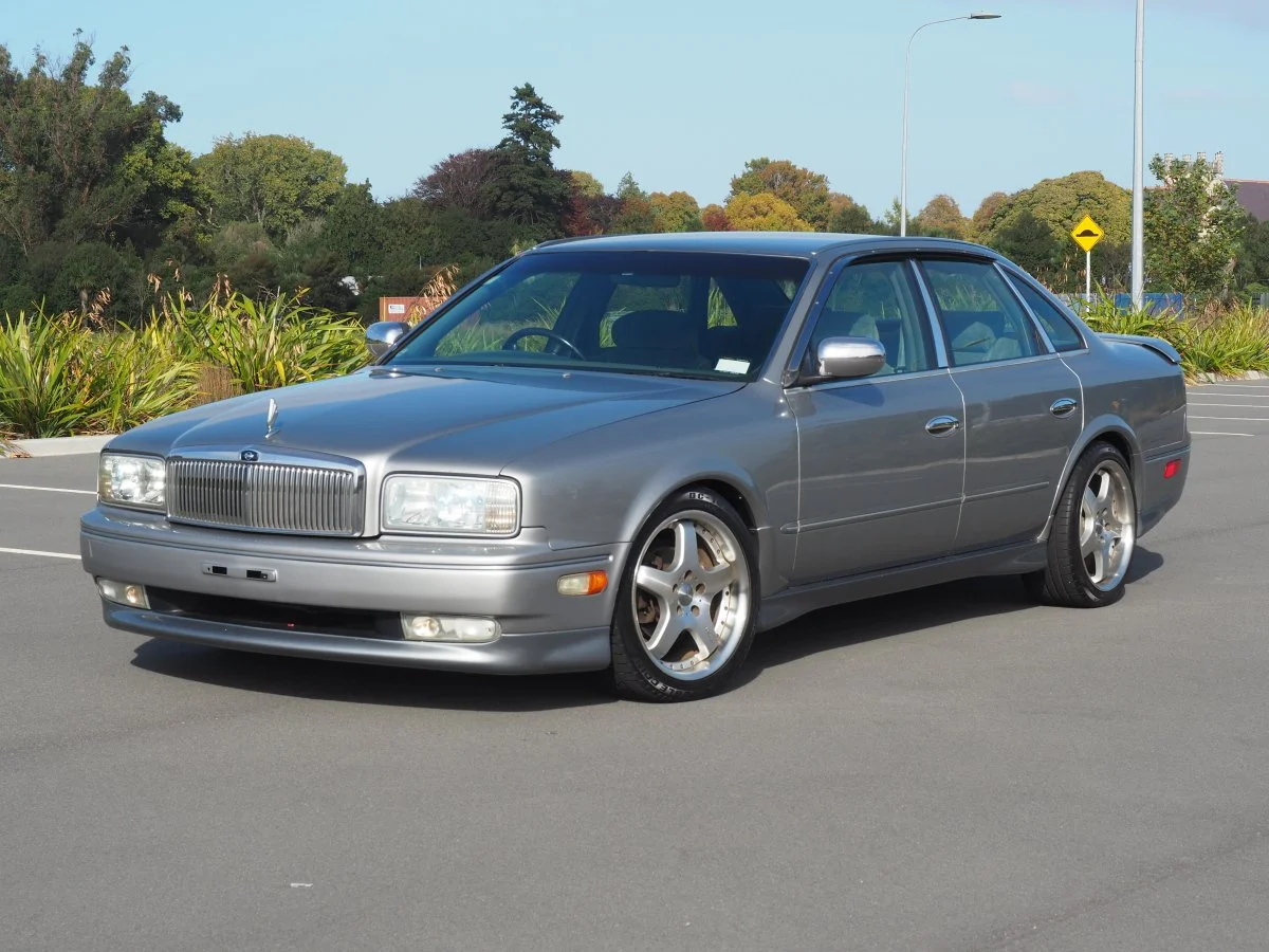 Import a Nissan President Impul 845s Version 