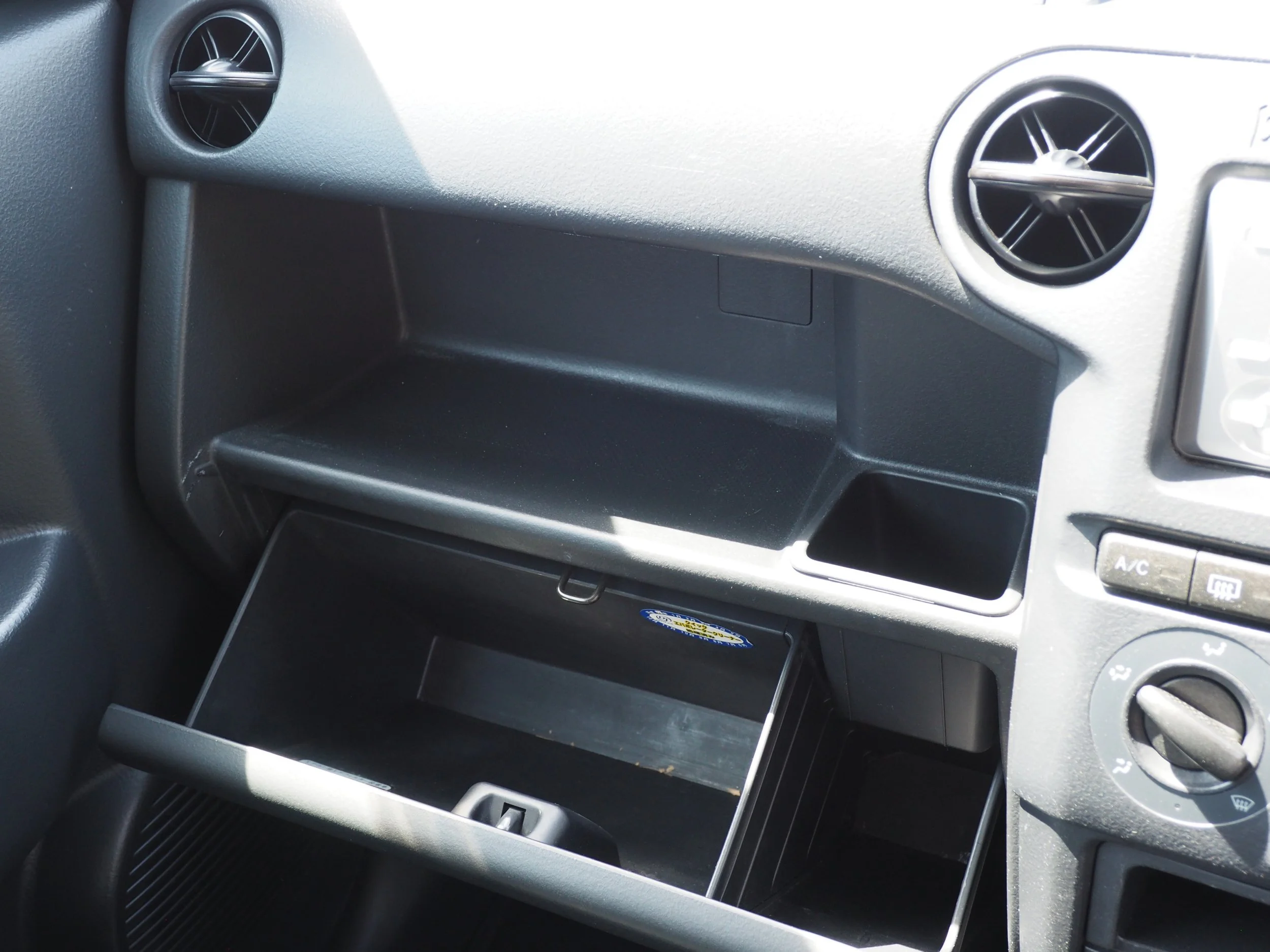 NCP31 Toyota bB Z X Version 1.5L Interior