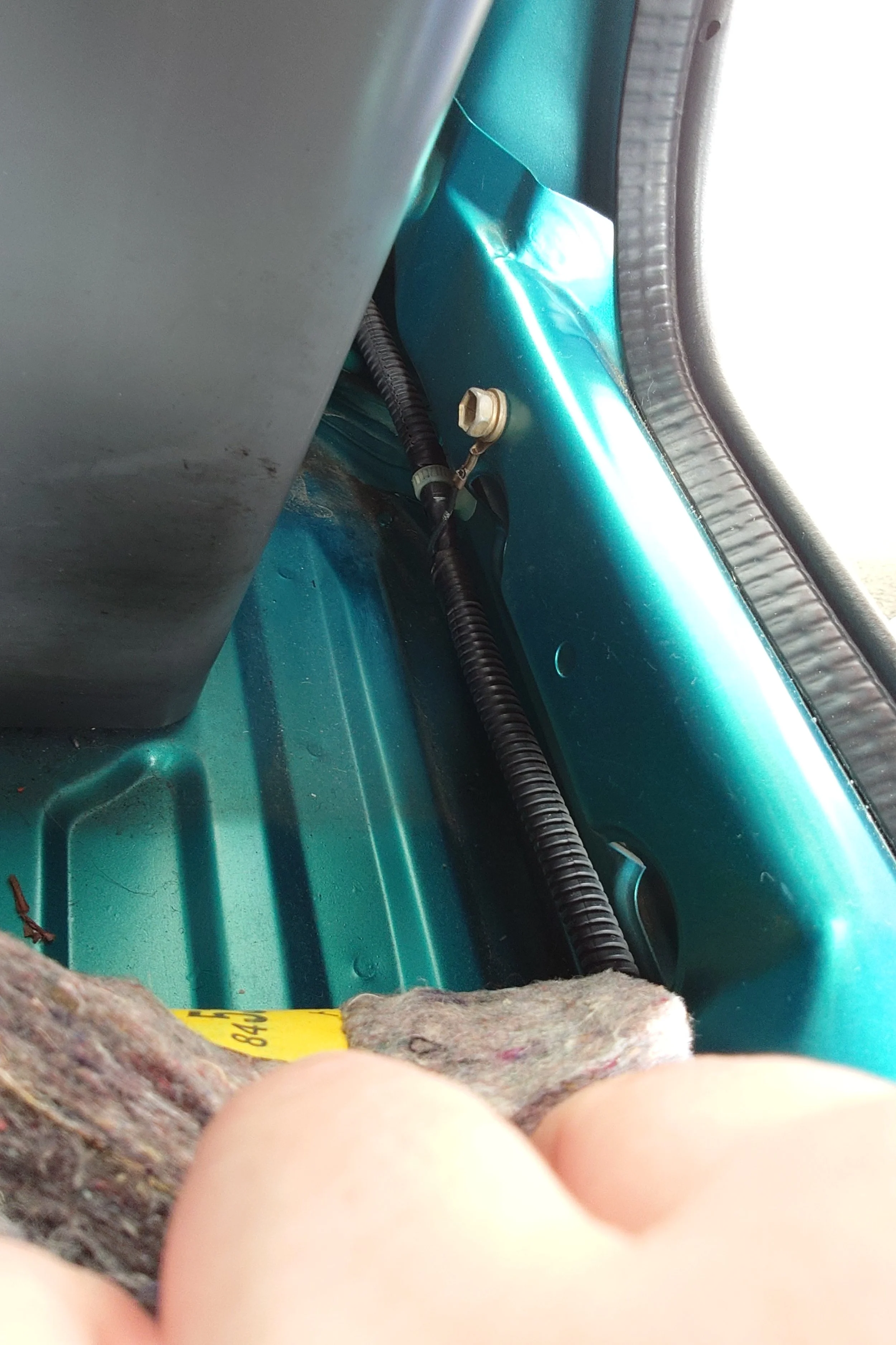 The rear panels are check for any distortion incase of lighter accidents that have not led to structural repairs but may indicate the vehicle is not straight