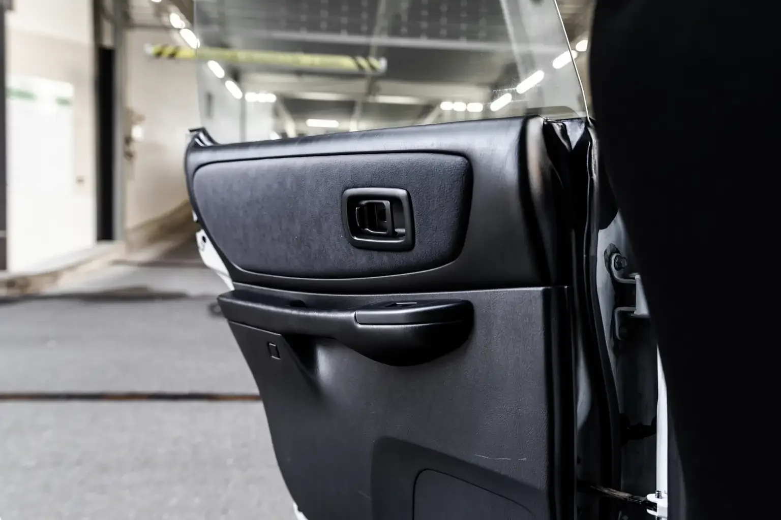 rear passengers door card gc8 subaru impreza WRX STi version 4 1998 JDM vehicle for export sale New Zealand