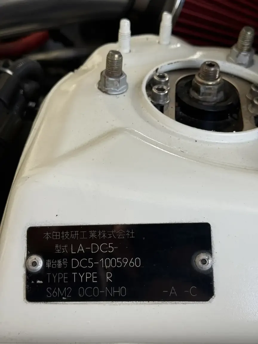 Build plate proof this is a genuine 2001 DC5 Honda Integra Type R JDM export vehicle for sale New Zealand