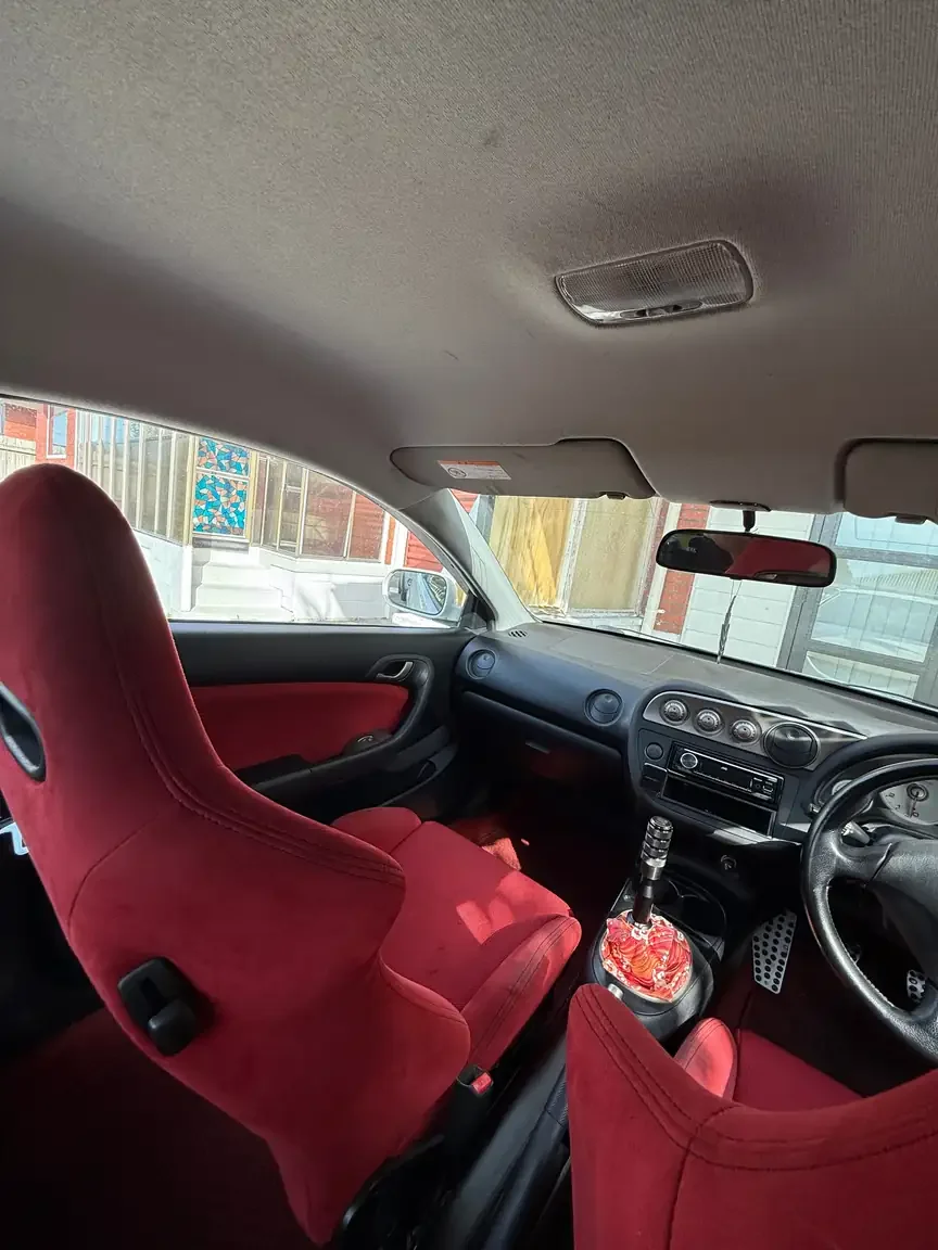 2001 DC5 Honda Integra Type R showing red Recaro seat and interior JDM export vehicle for sale New Zealand