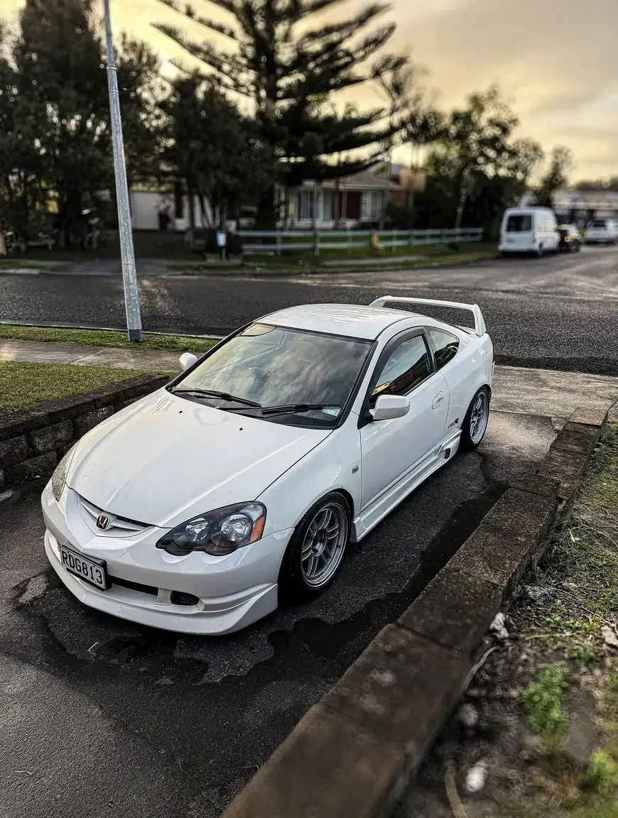 Front passengers side angle shot 2001 DC5 Honda Integra Type R JDM export vehicle for sale New Zealand
