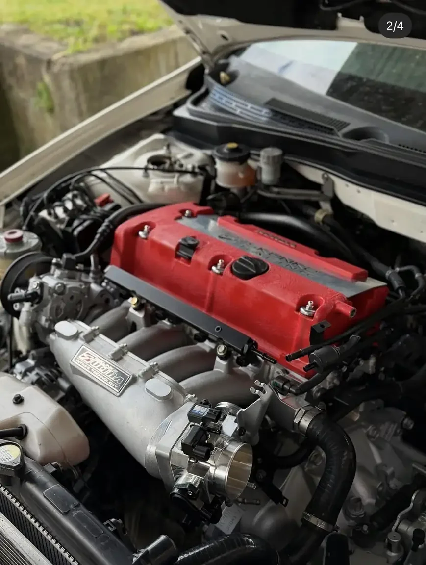 K20A engine rebuild photos new intake 2001 DC5 Honda Integra Type R JDM export vehicle for sale New Zealand