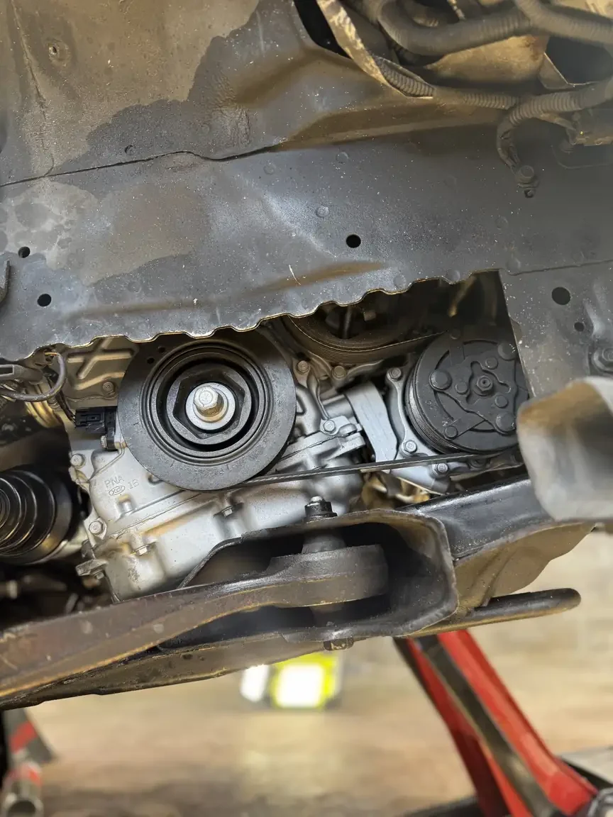 Crank pulley on K20A engine 2001 DC5 Honda Integra Type R JDM export vehicle for sale New Zealand