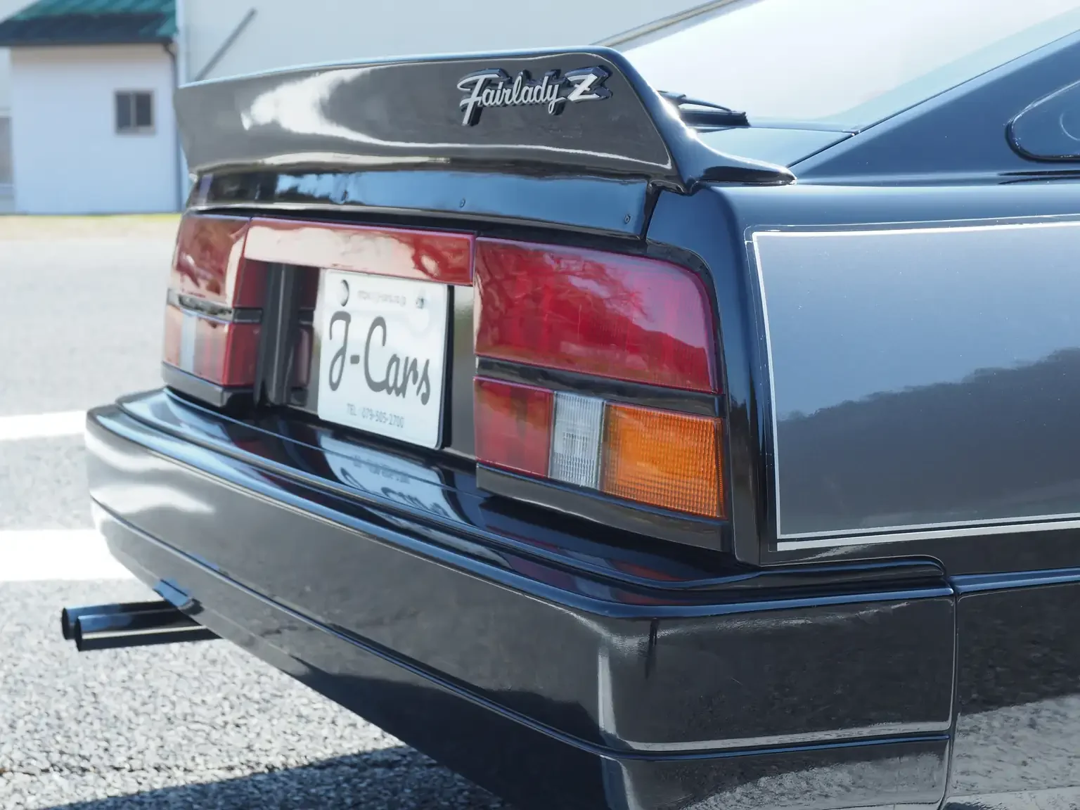 duct tail spoiler view black and grey Nissan fairlady z 200zr 2 seater JDM for export from Japan