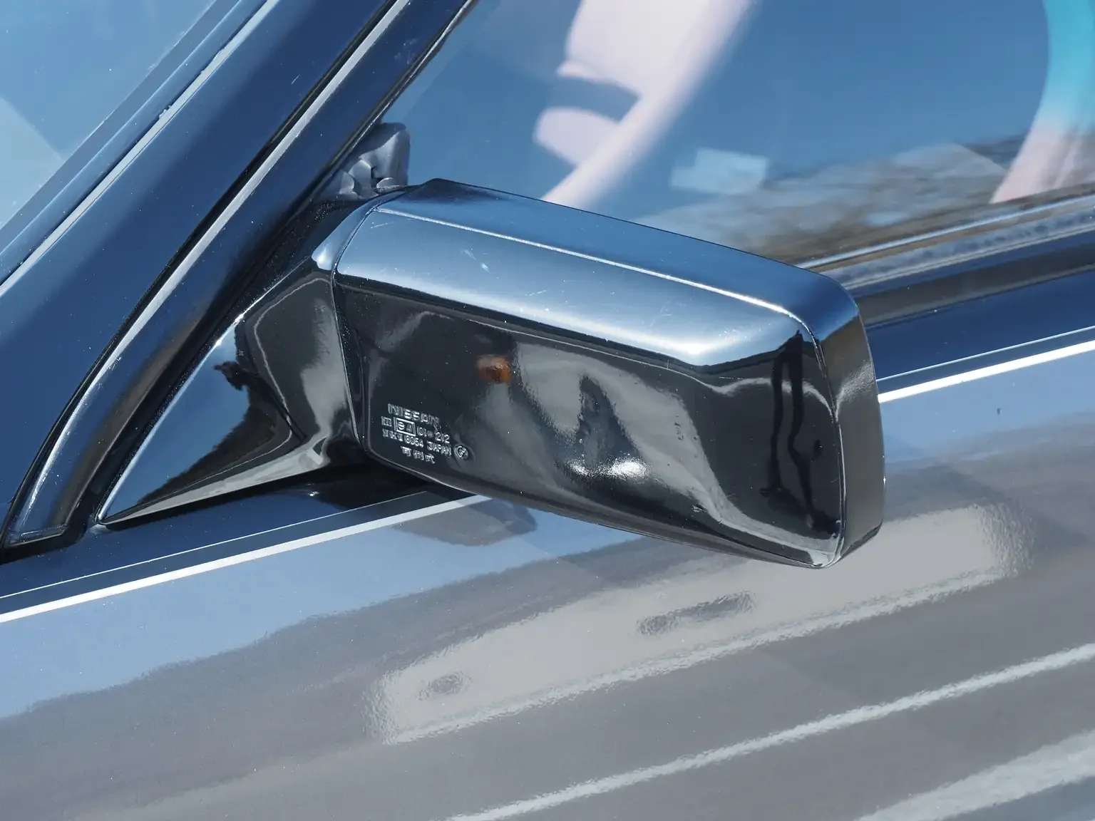 exterior view passengers door mirror Nissan fairlady z 200zr ii JDM for export from Japan