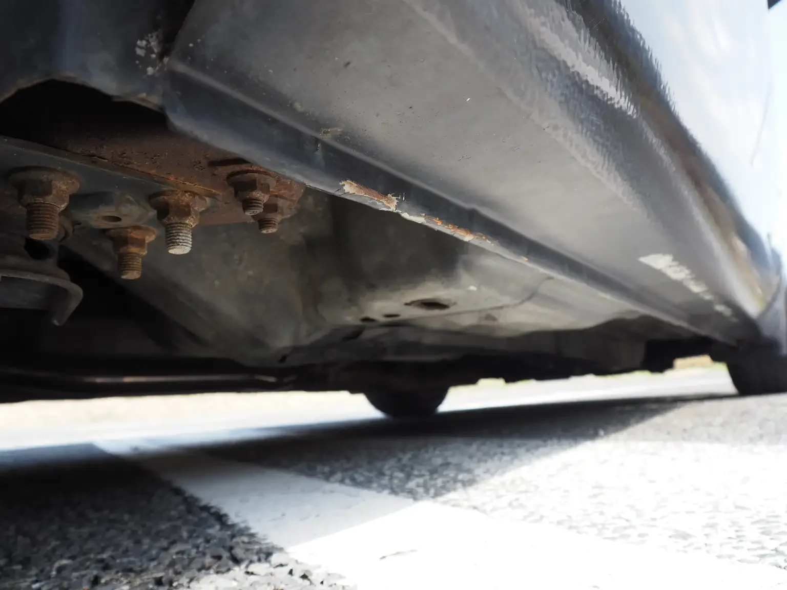 undercarriage view of rocker panel Nissan fairlady z 200zr 2 seater JDM for export from Japan