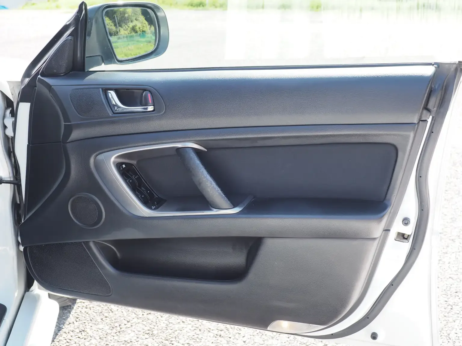 drivers door card condition view subaru legacy 3.0R B-Spec 6MT jdm export stock japan