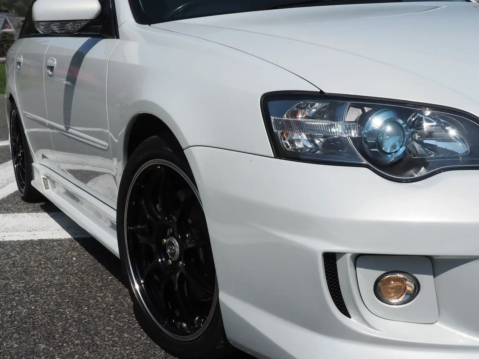 drivers side profile close up subaru legacy 3.0R B-Spec 6MT jdm export stock japan