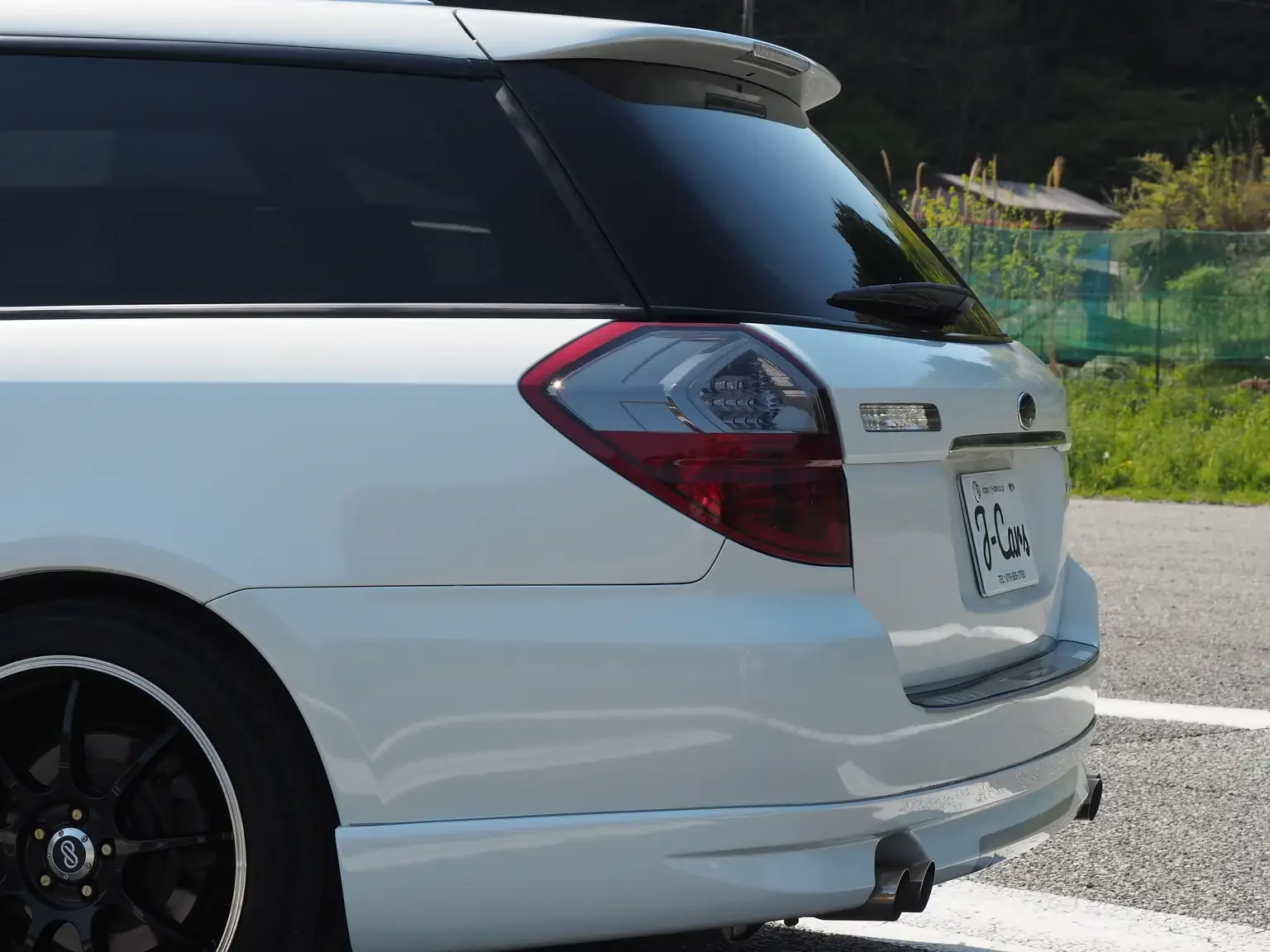 rear quarter view subaru legacy 3.0R B-Spec 6MT jdm export stock japan