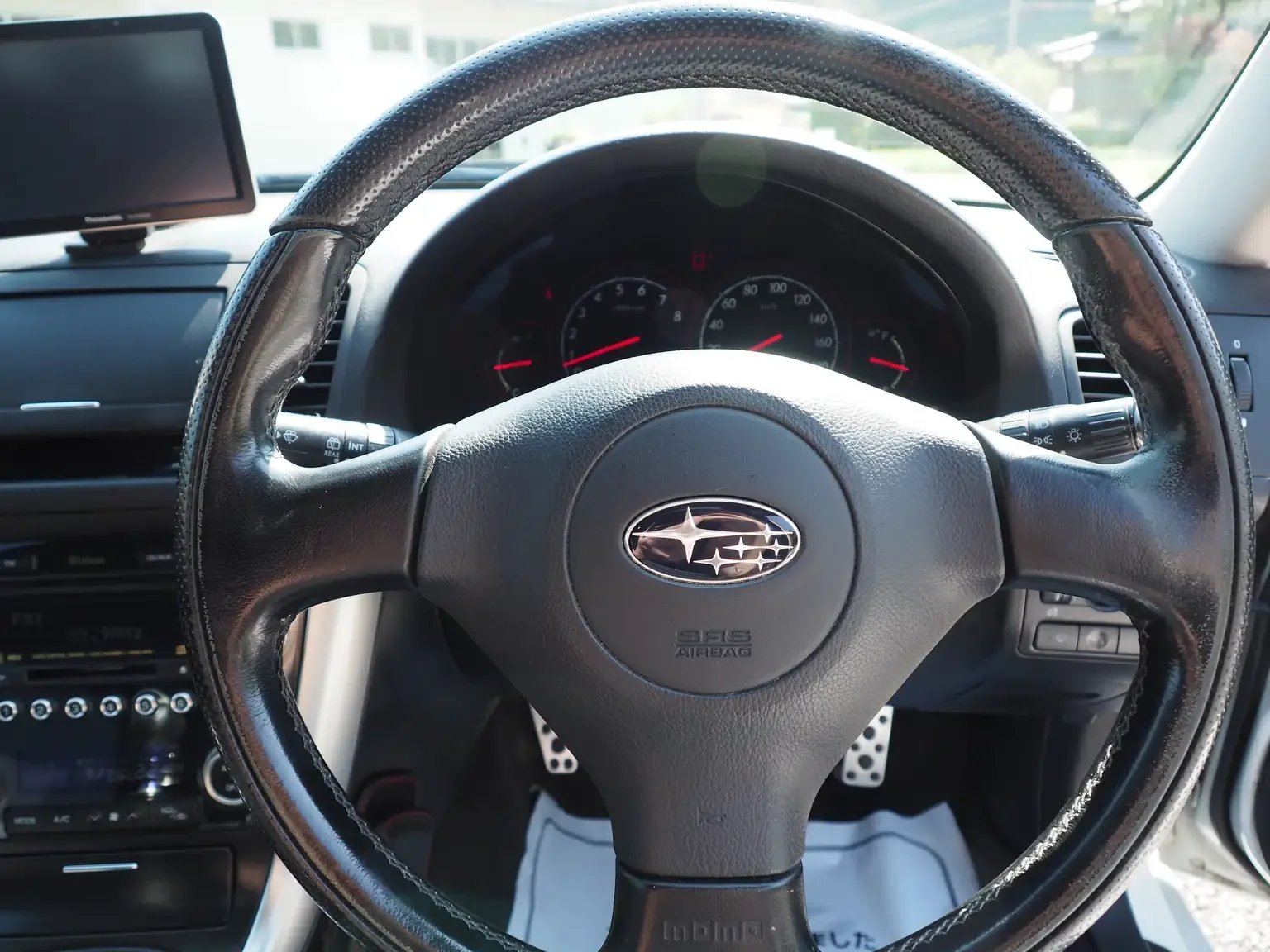 steering wheel view subaru legacy 3.0R B-Spec 6MT jdm export stock japan