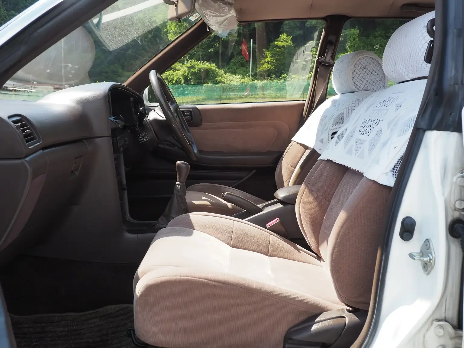 front seat condition view brown interior 1990 toyota chaser gx81 jdm export stock japan