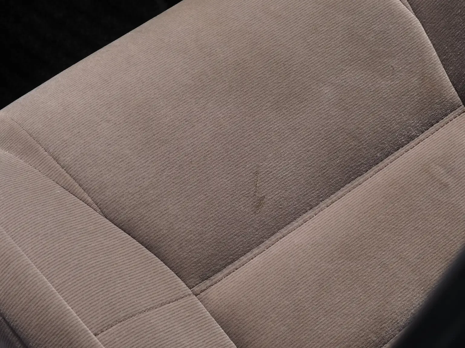 small damage report view passenger seat base view brown interior 1990 toyota chaser gx81 jdm export stock japan