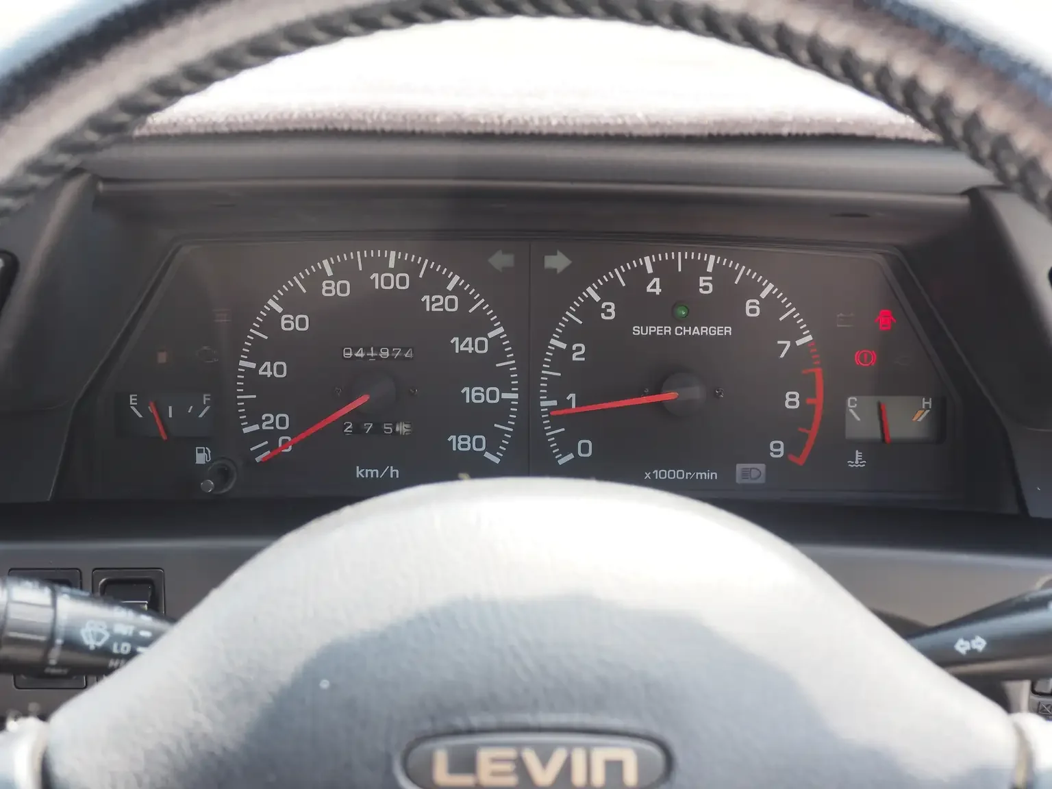 instrument panel view low milage 1989 toyota levin AE92 jdm export stock japan