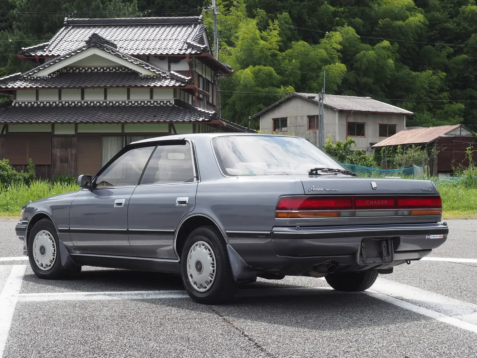 rear passengers side angle view view grey 1990 toyota chaser gx81 jdm export stock japan