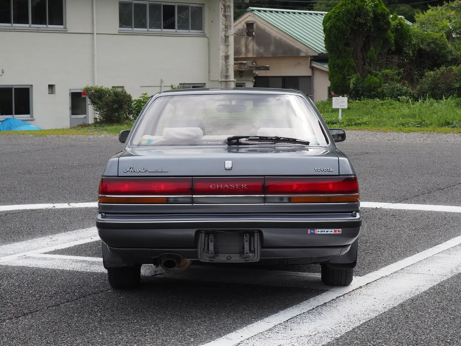 rear end view view grey 1990 toyota chaser gx81 jdm export stock japan