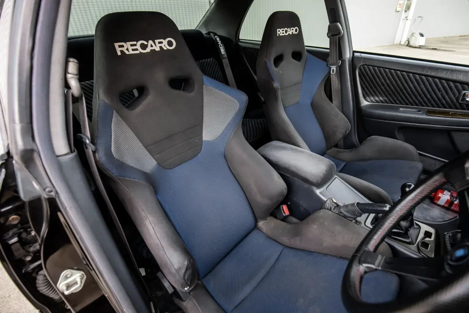 sr6 Recaro seat view black toyota chaser tourer v jzx100 custom steel wide body jdm export vehicle new zealand