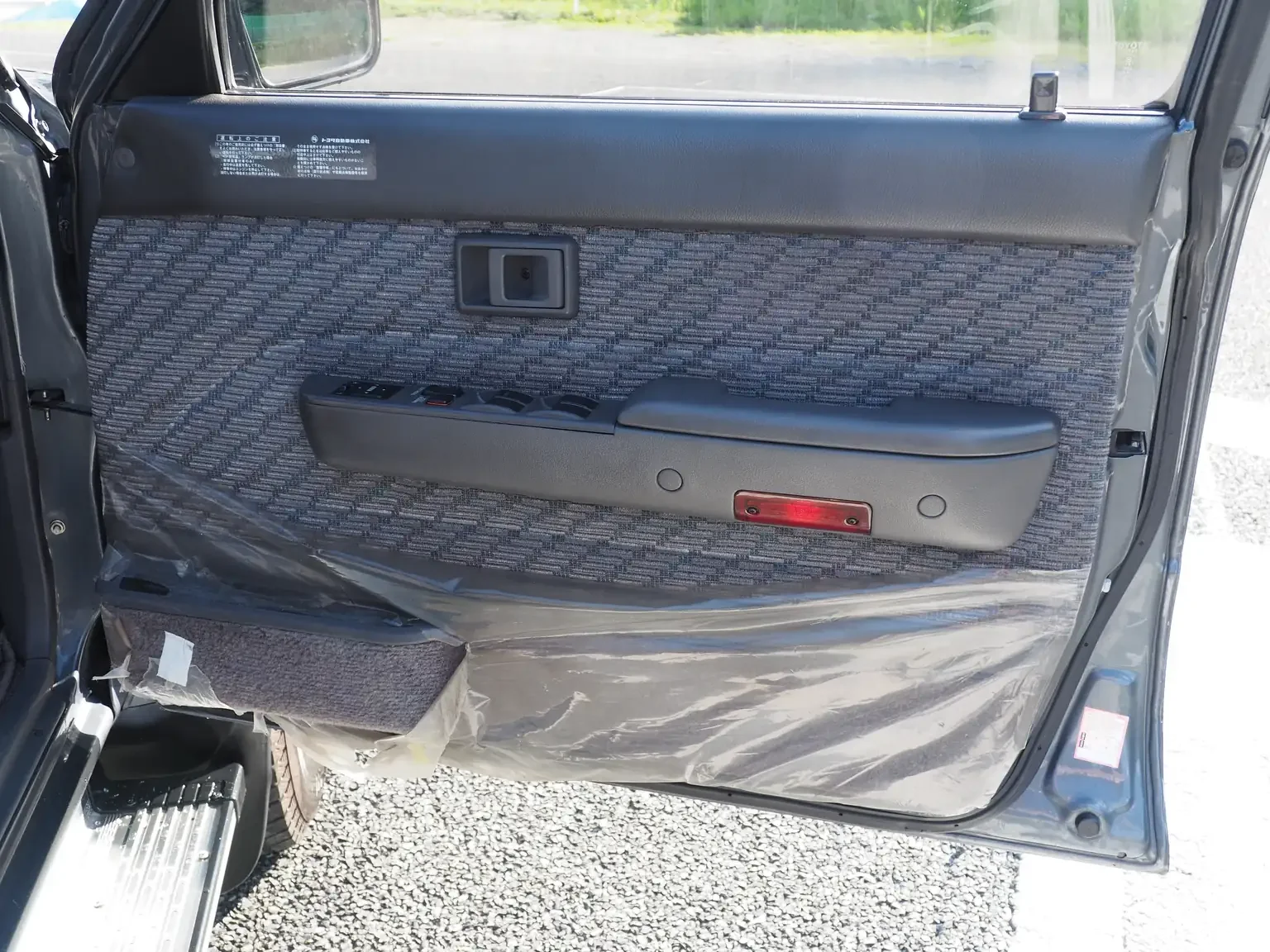 drivers door card view grey toyota hilux surf kzn130 1kzte 5 speed manual diesel turbo JDM export vehicle Japan